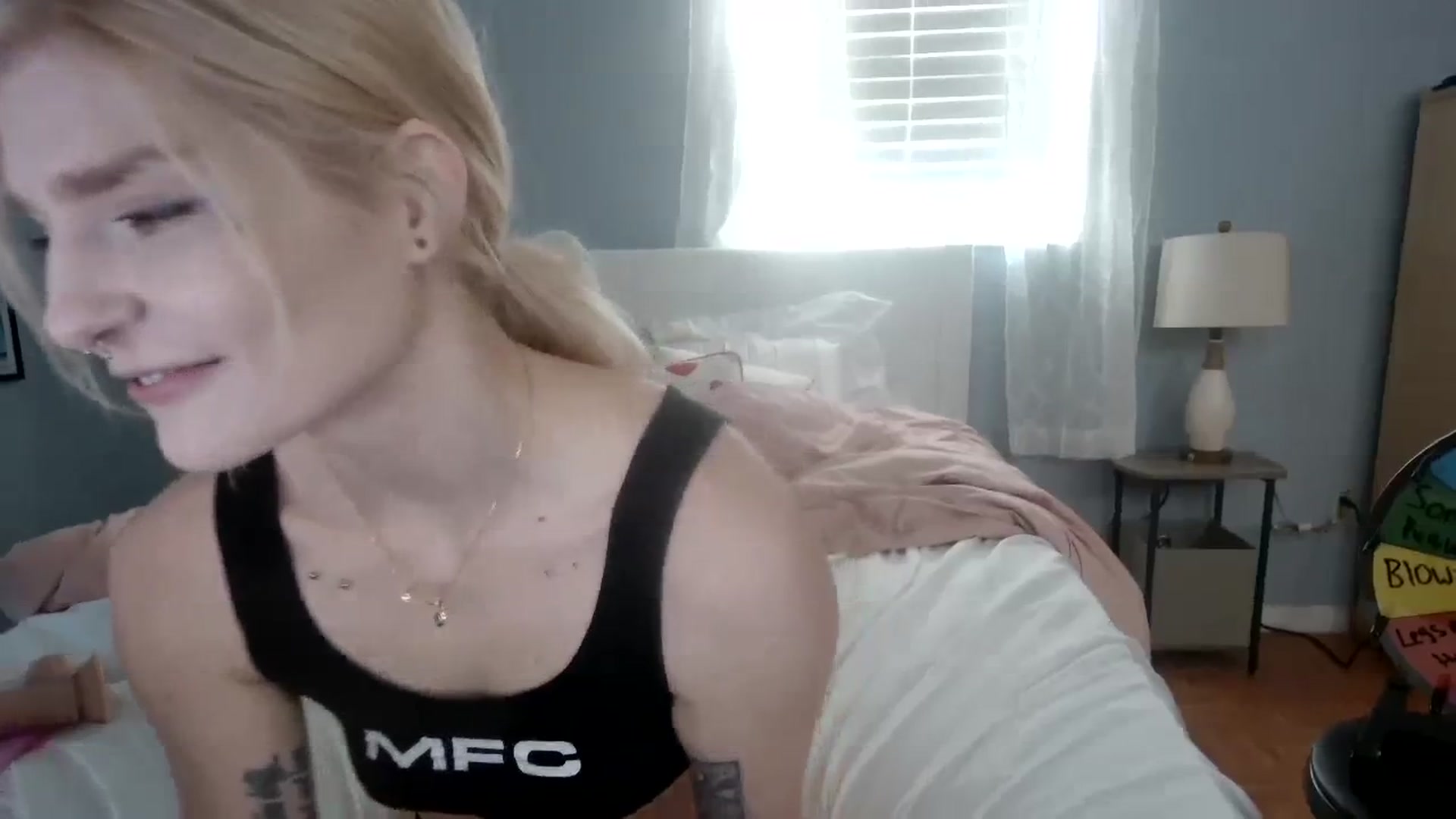 Gallery image thumbnail from DuckChan0's myfreecams stream on, 01/29/2024, 15:48 image 8 of 20