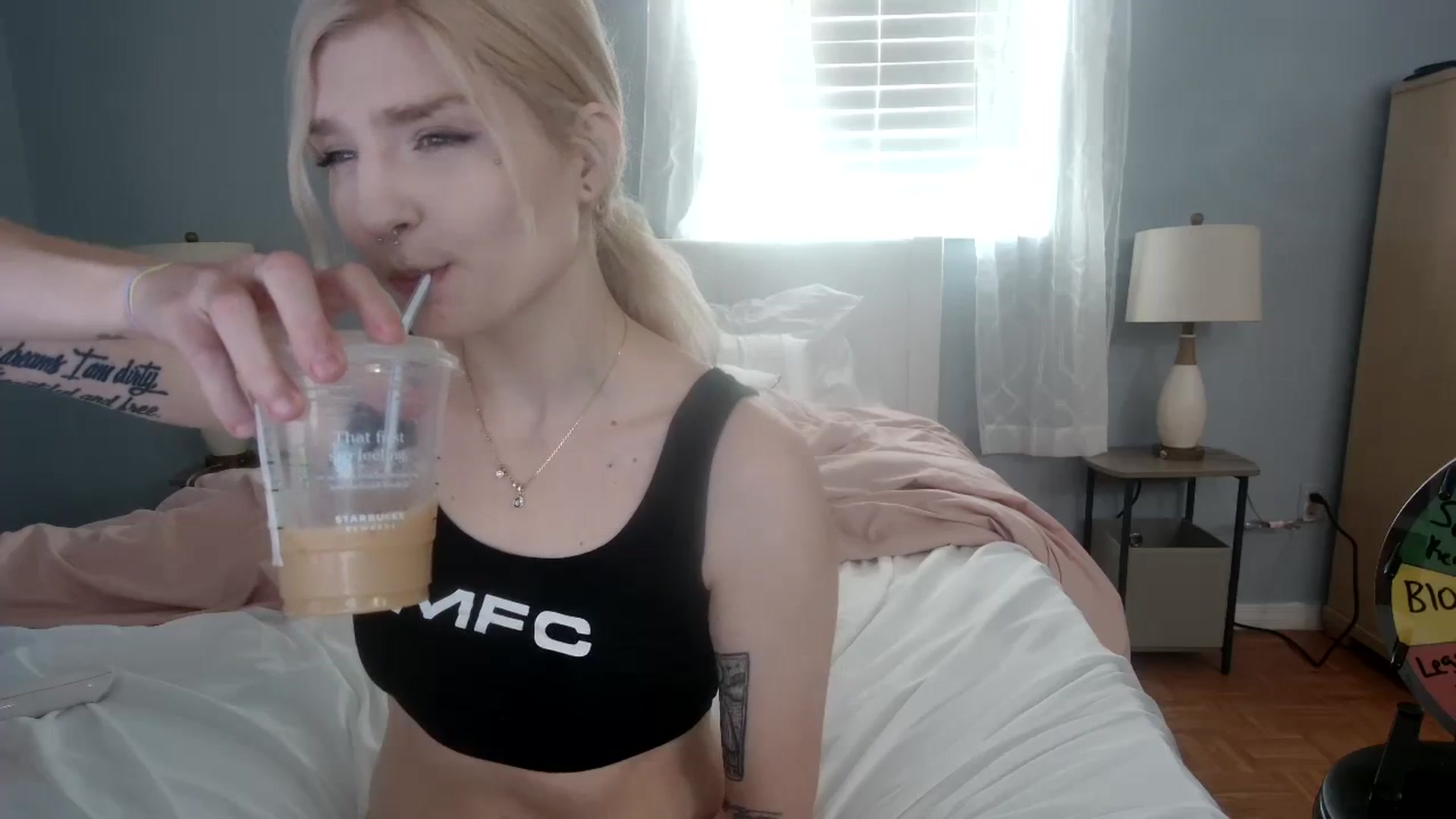 Gallery image thumbnail from DuckChan0's myfreecams stream on, 01/29/2024, 15:48 image 6 of 20