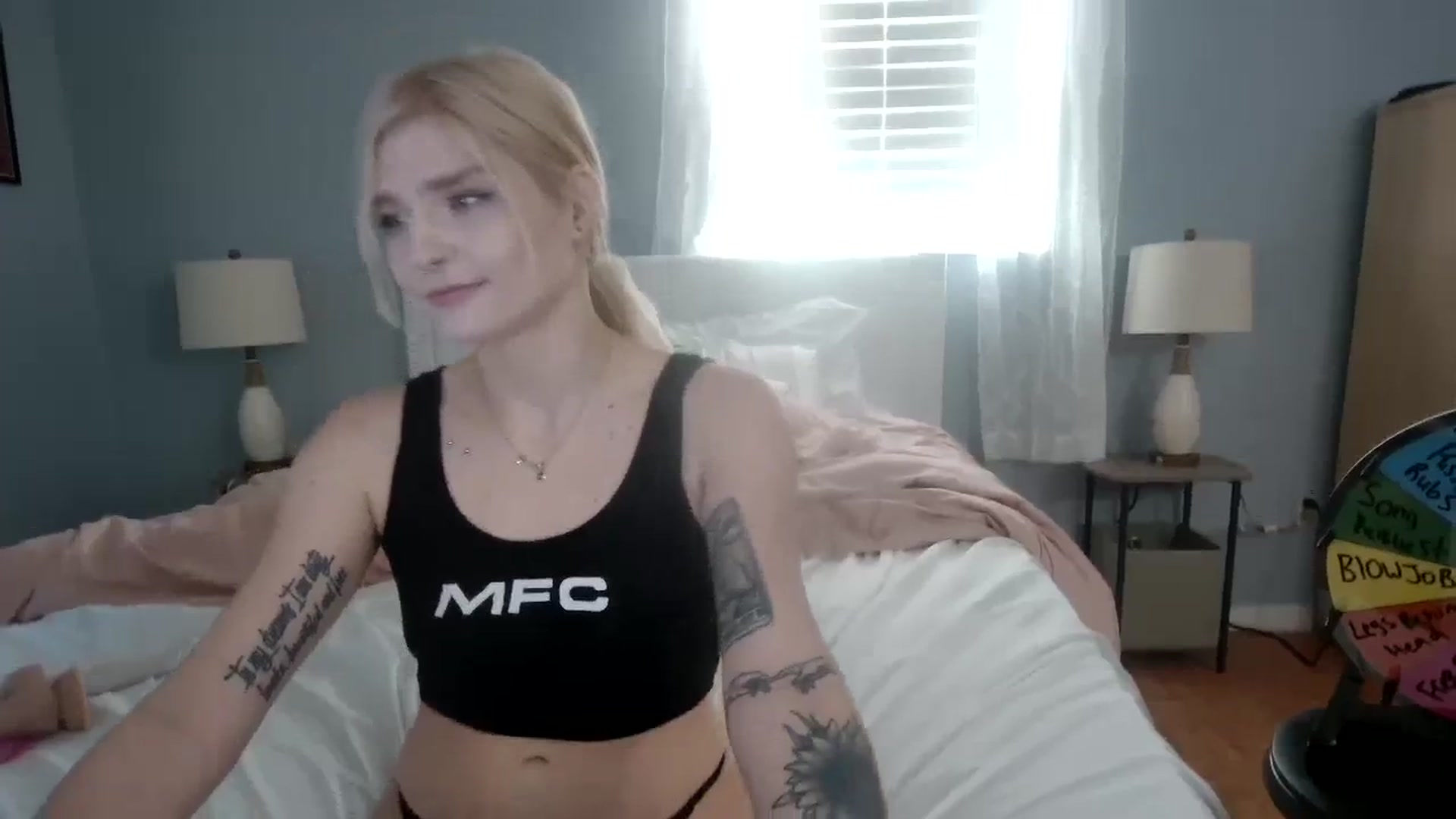 Gallery image thumbnail from DuckChan0's myfreecams stream on, 01/29/2024, 15:48 image 10 of 20