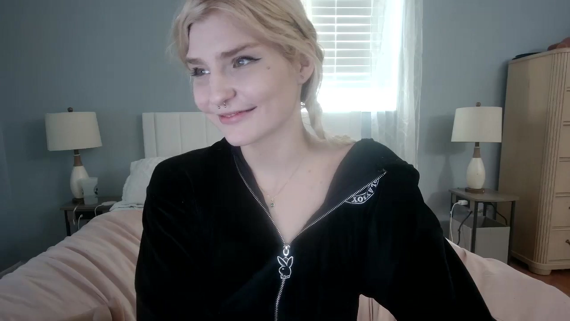 Gallery image thumbnail from DuckChan0's myfreecams stream on, 01/30/2024, 17:54 image 4 of 20