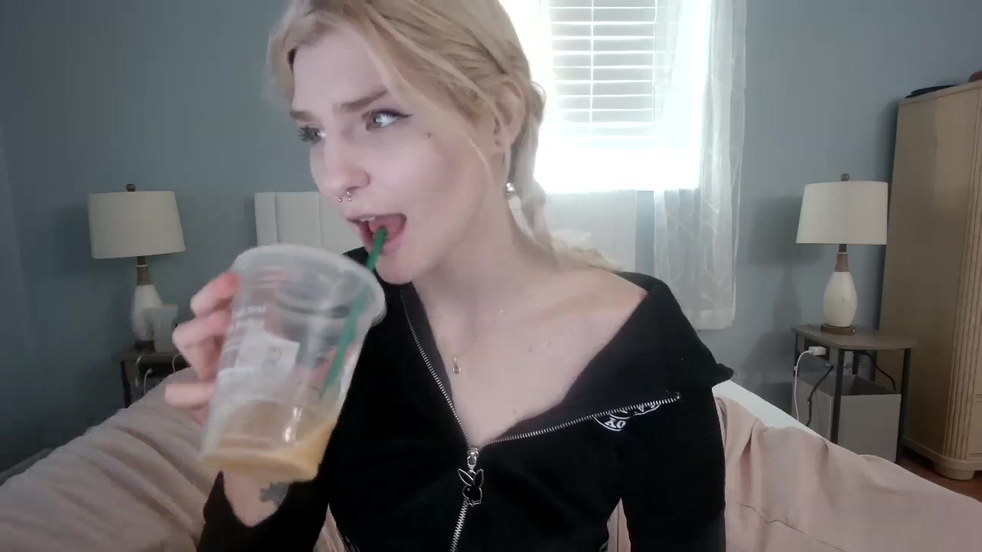 Gallery image thumbnail from DuckChan0's myfreecams stream on, 01/30/2024, 17:54 image 5 of 20