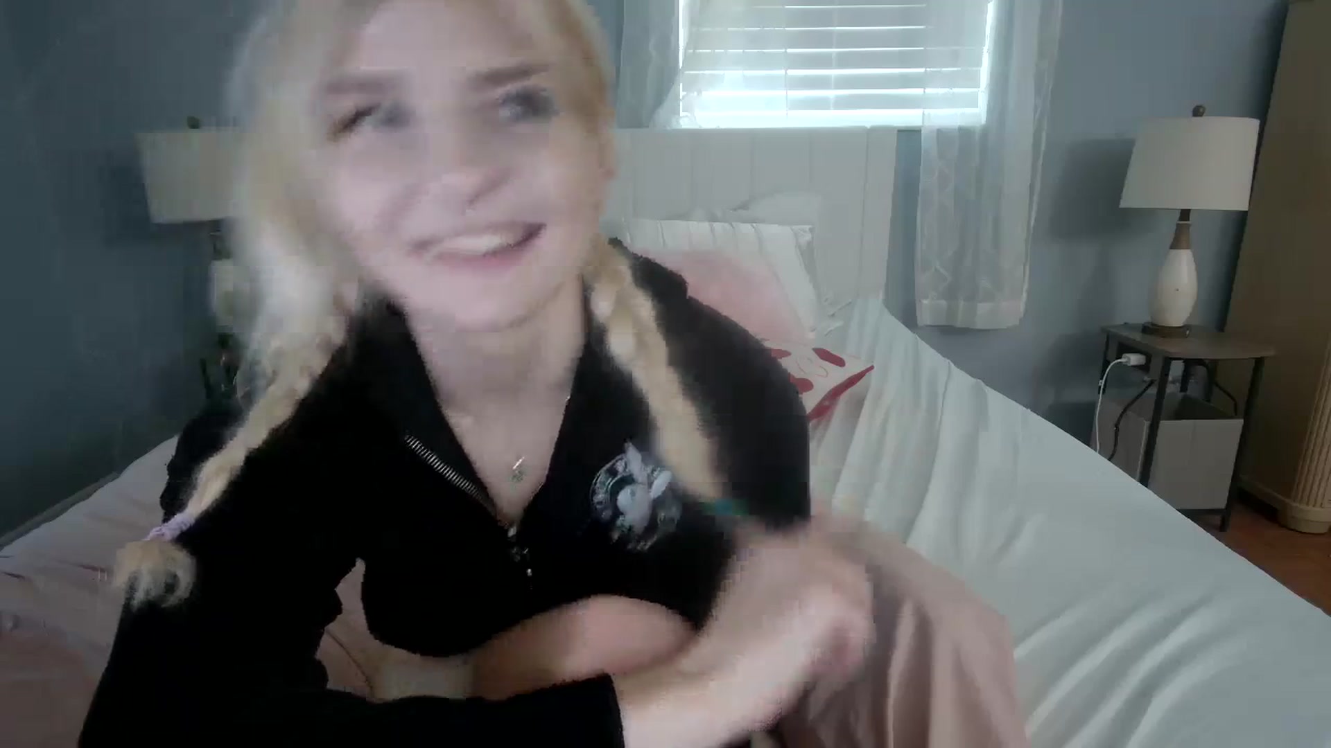 Gallery image thumbnail from DuckChan0's myfreecams stream on, 01/30/2024, 18:43 image 20 of 20
