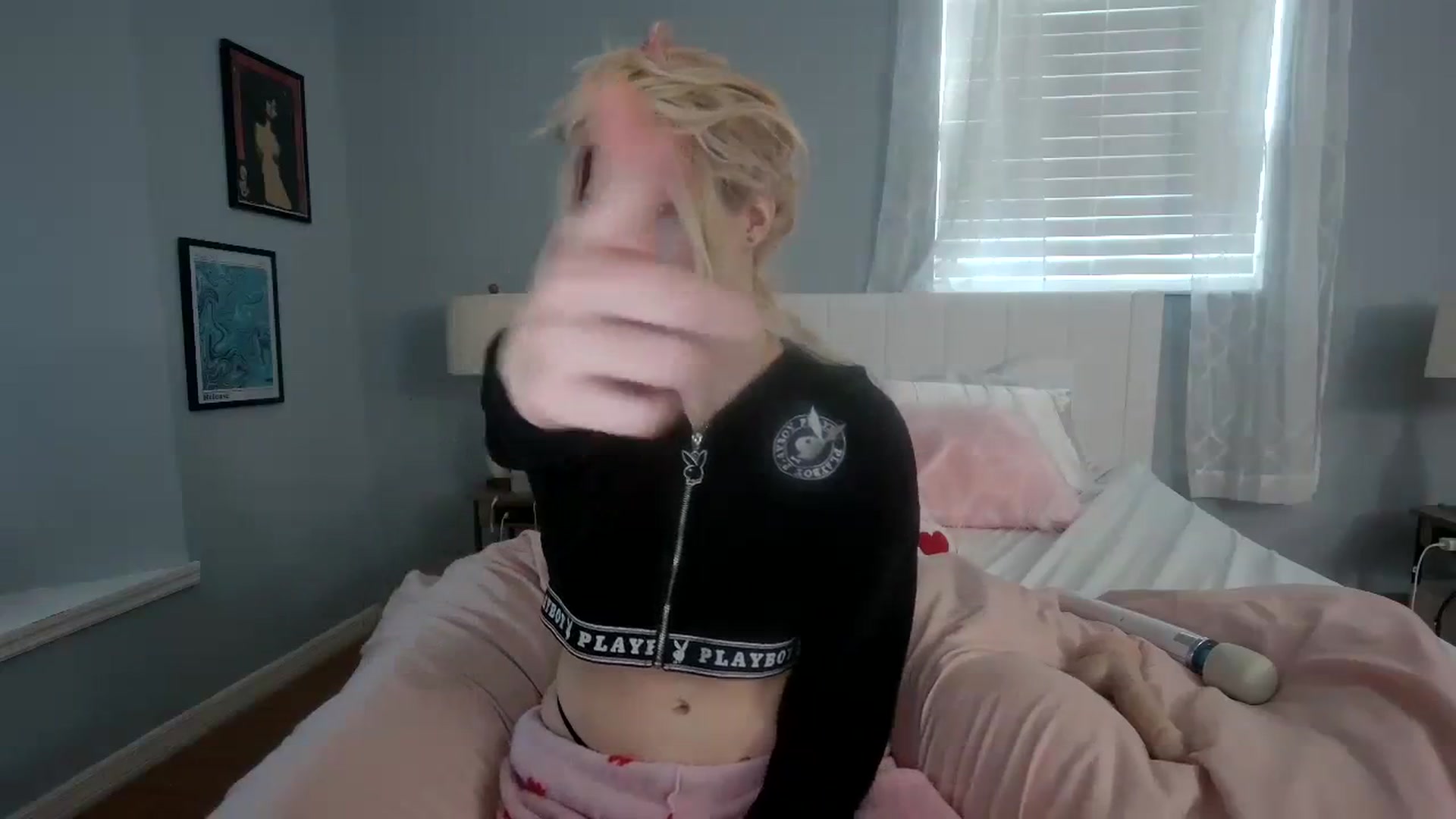 Gallery image thumbnail from DuckChan0's myfreecams stream on, 01/30/2024, 20:54 image 8 of 20