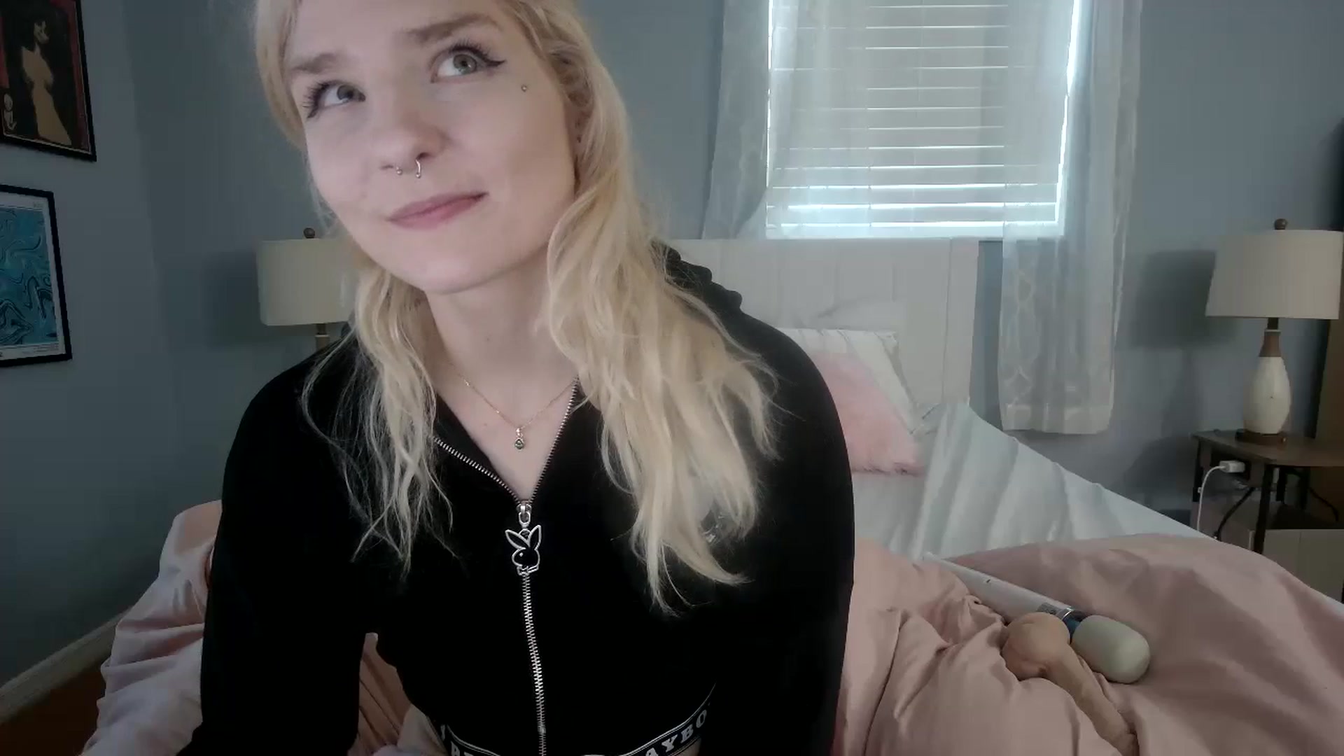 Gallery image thumbnail from DuckChan0's myfreecams stream on, 01/30/2024, 20:54 image 11 of 20