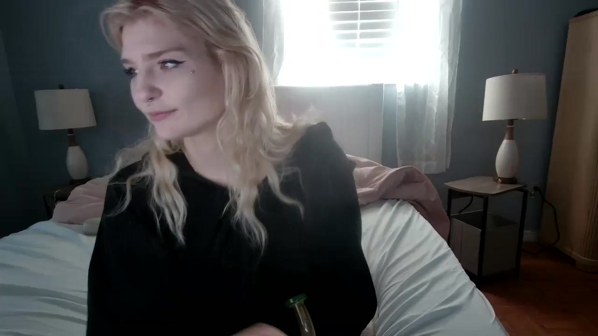 Gallery image thumbnail from DuckChan0's myfreecams stream on, 02/01/2024, 14:49 image 16 of 20