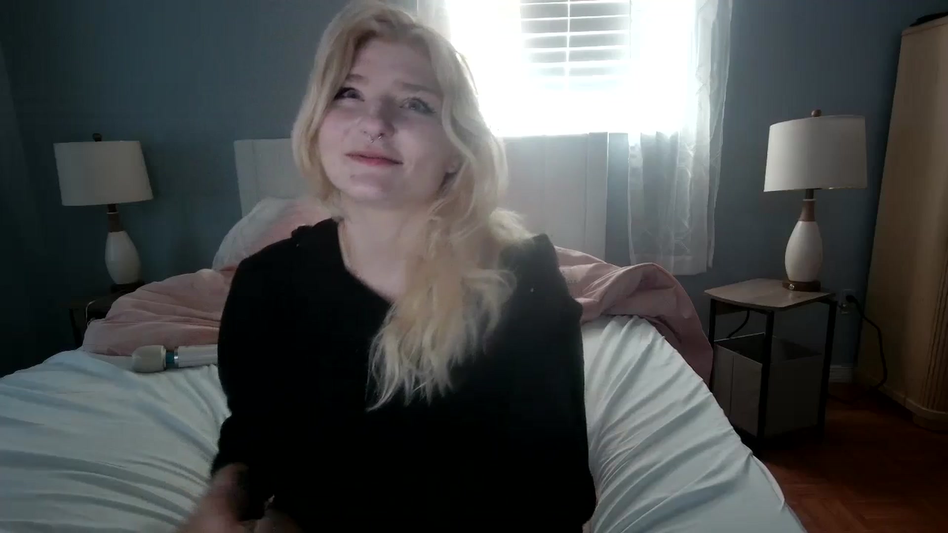 Gallery image thumbnail from DuckChan0's myfreecams stream on, 02/01/2024, 14:49 image 17 of 20