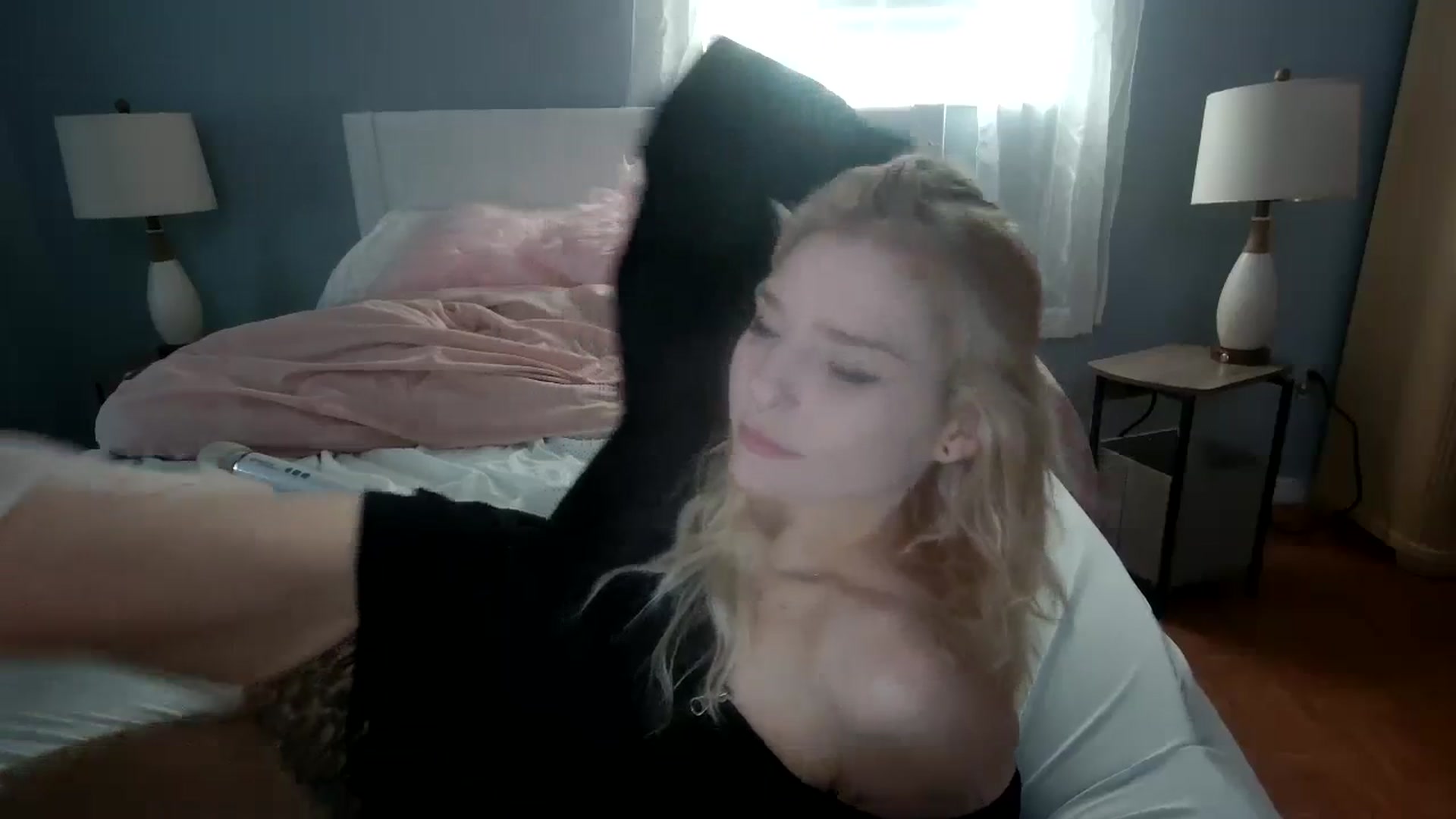 Gallery image thumbnail from DuckChan0's myfreecams stream on, 02/01/2024, 14:49 image 10 of 20