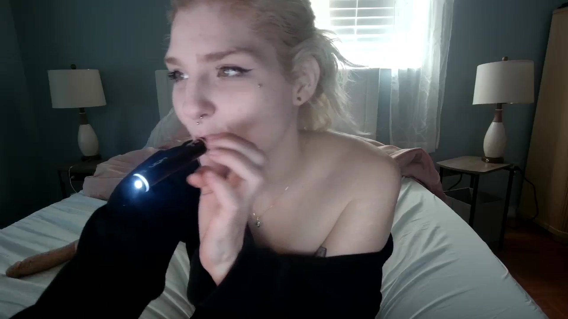 Gallery image thumbnail from DuckChan0's myfreecams stream on, 02/01/2024, 16:26 image 13 of 20