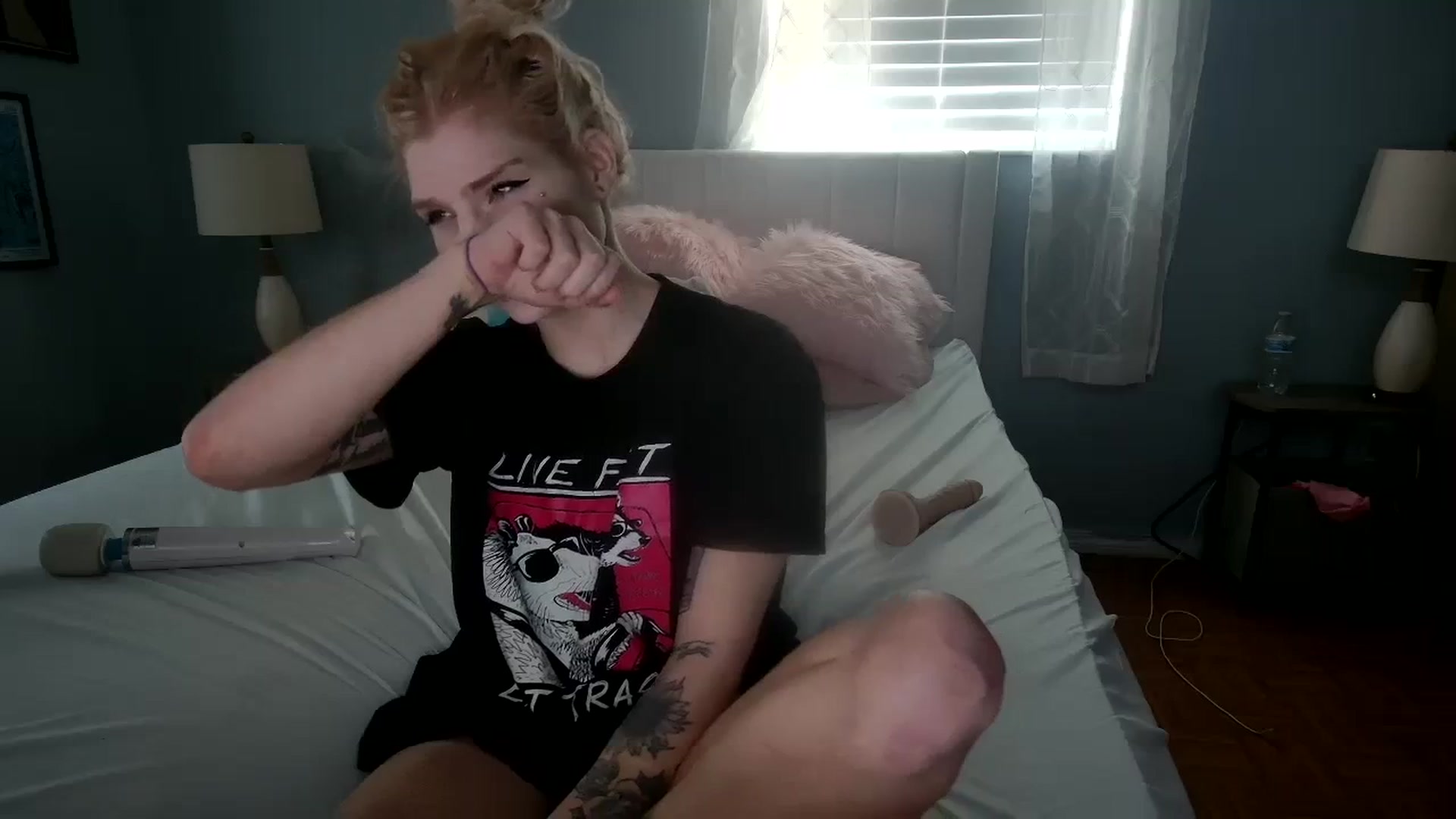 Gallery image thumbnail from DuckChan0's myfreecams stream on, 02/02/2024, 18:24 image 7 of 20