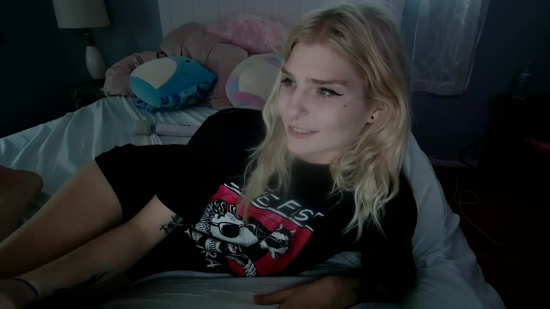 Gallery image thumbnail from DuckChan0's myfreecams stream on, 02/02/2024, 19:06 image 8 of 20