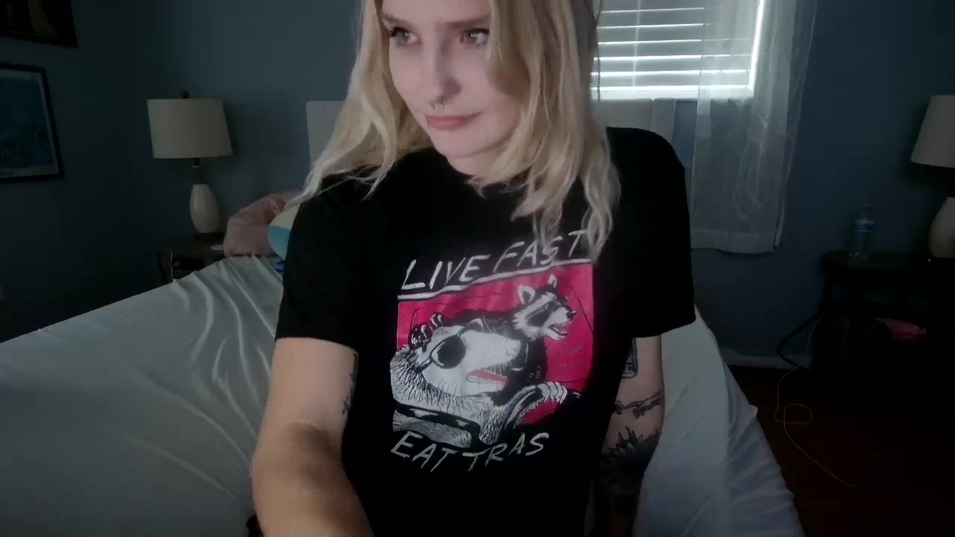 Gallery image thumbnail from DuckChan0's myfreecams stream on, 02/02/2024, 19:06 image 6 of 20