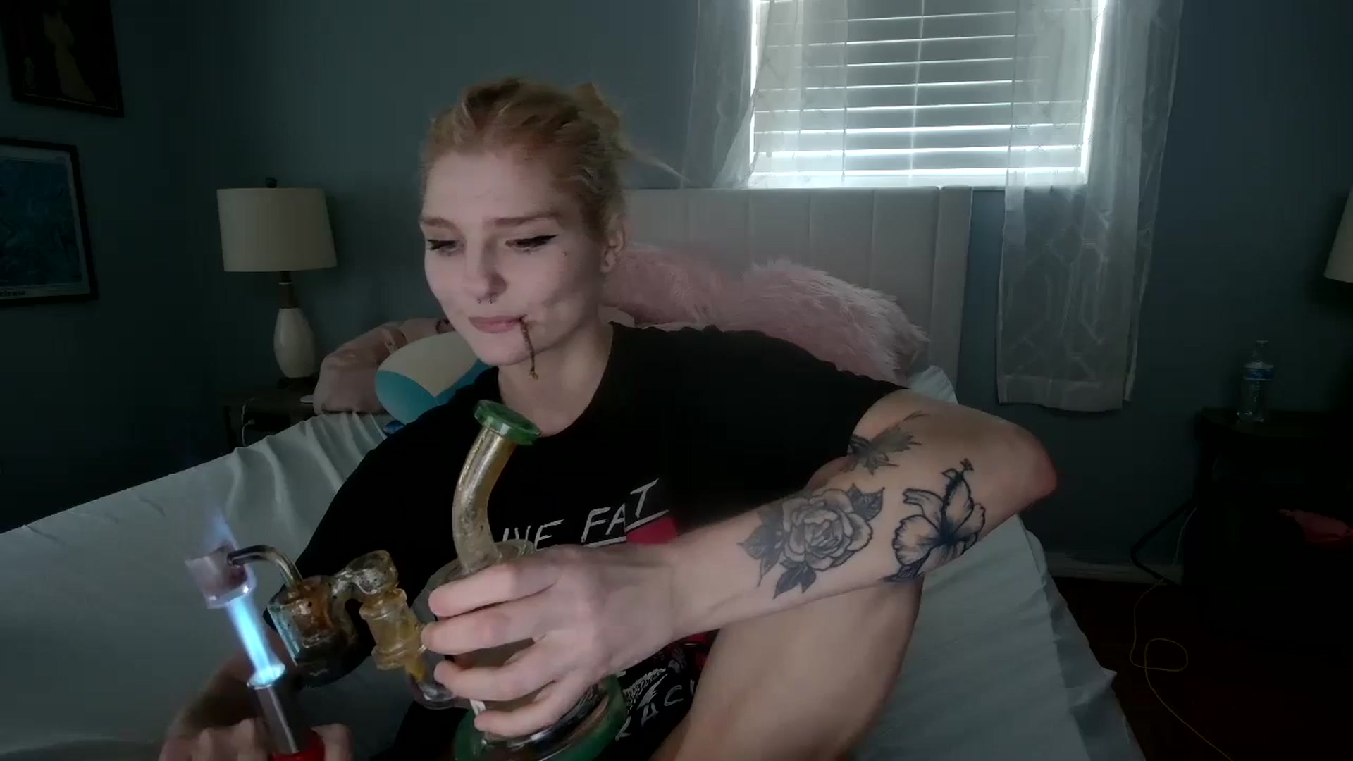 Gallery image thumbnail from DuckChan0's myfreecams stream on, 02/02/2024, 19:06 image 17 of 20