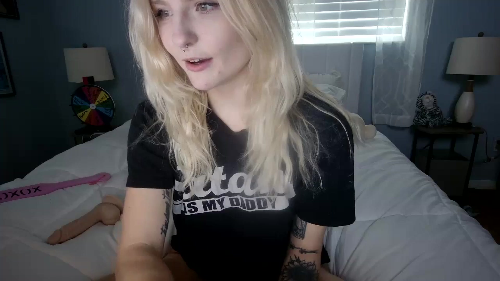 Gallery image thumbnail from DuckChan0's myfreecams stream on, 02/04/2024, 20:04 image 19 of 20