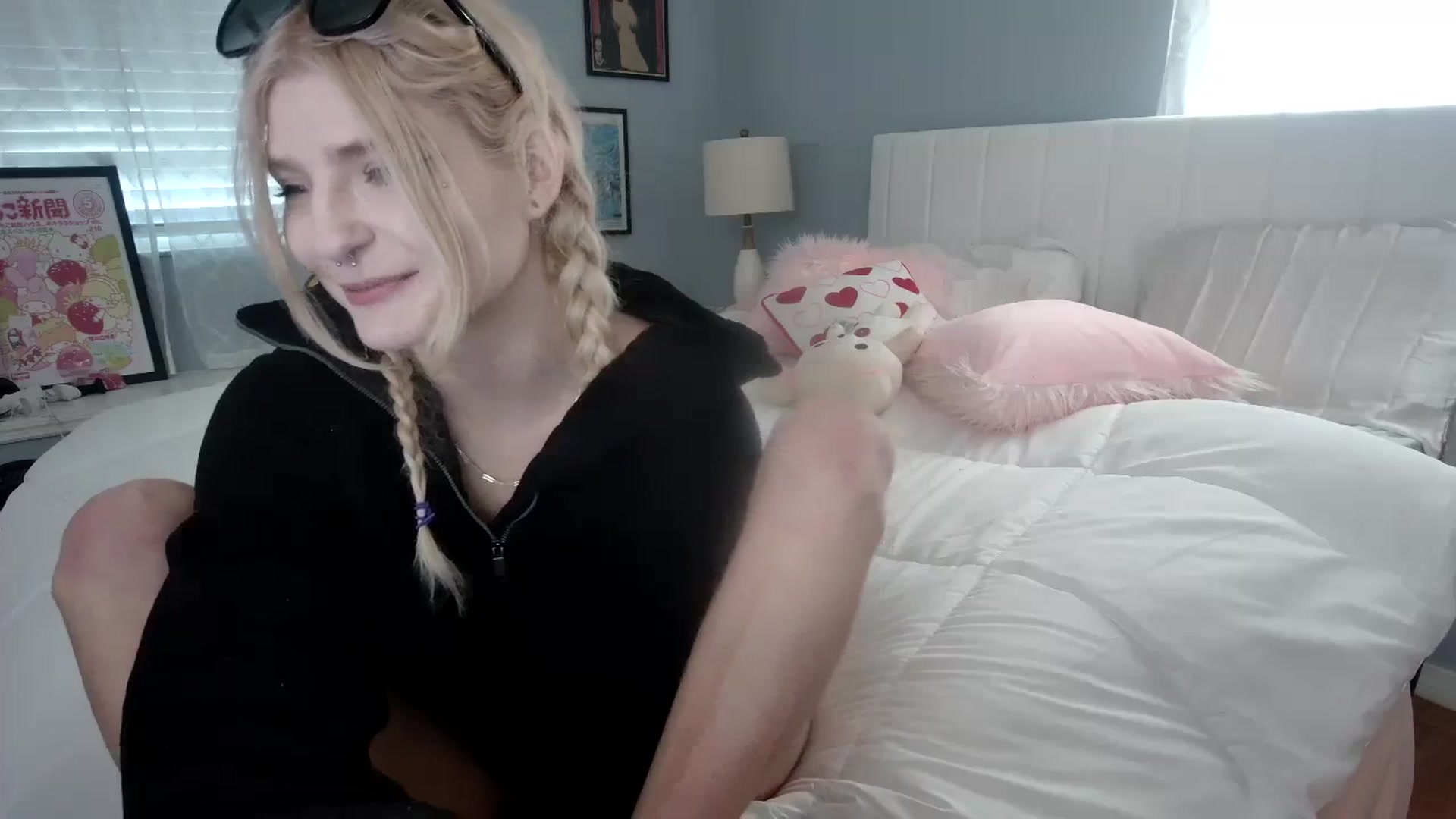 Gallery image thumbnail from DuckChan0's myfreecams stream on, 02/06/2024, 15:21 image 16 of 20