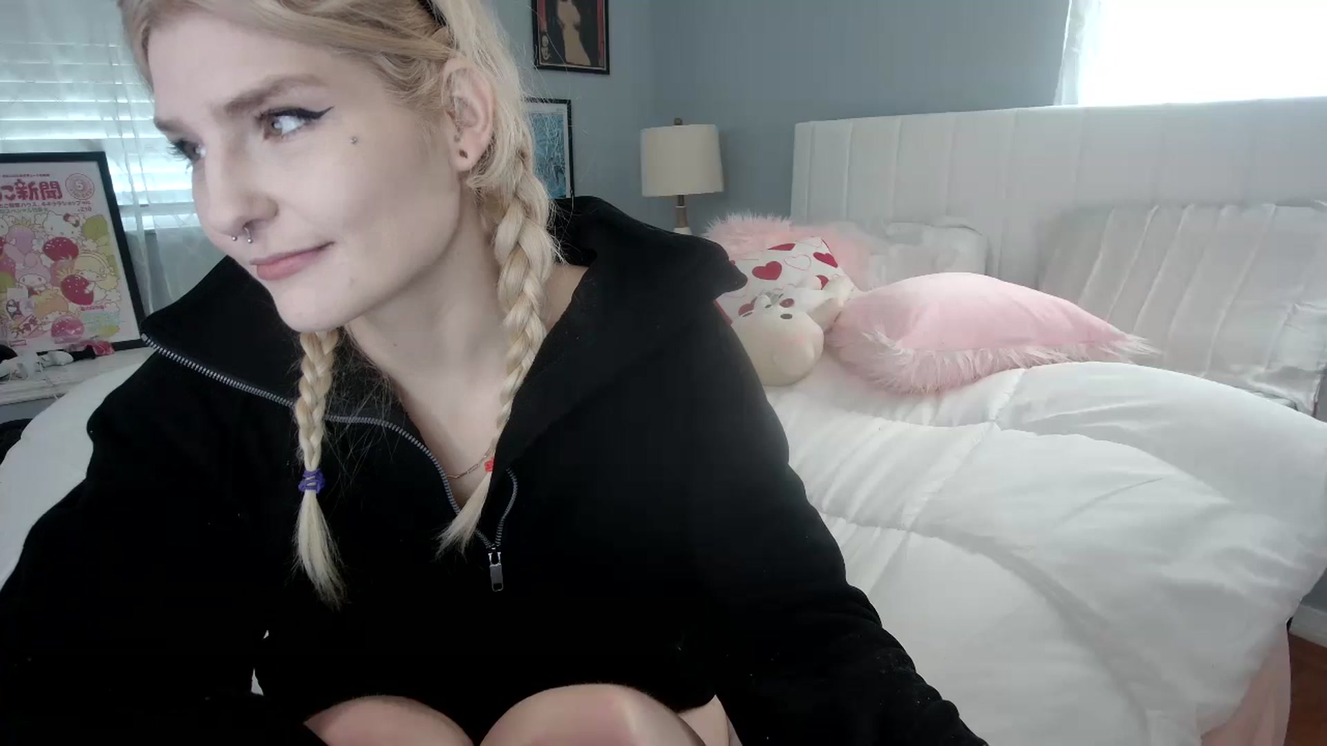 Gallery image thumbnail from DuckChan0's myfreecams stream on, 02/06/2024, 15:21 image 13 of 20