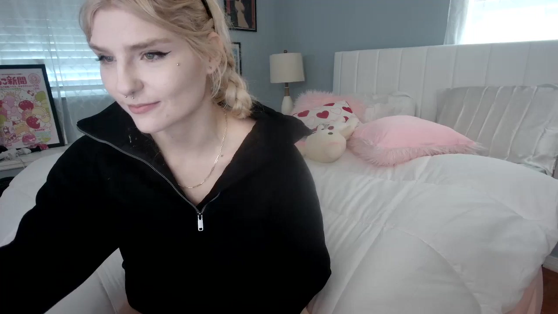 Gallery image thumbnail from DuckChan0's myfreecams stream on, 02/06/2024, 15:21 image 18 of 20