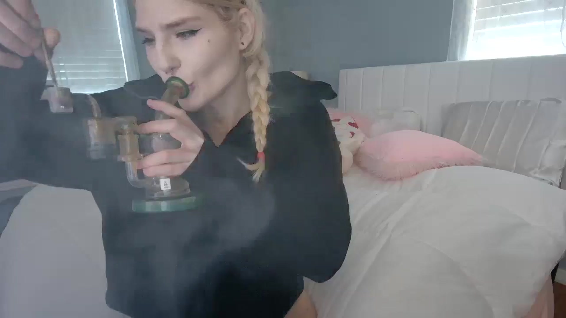 Gallery image thumbnail from DuckChan0's myfreecams stream on, 02/06/2024, 15:21 image 9 of 20