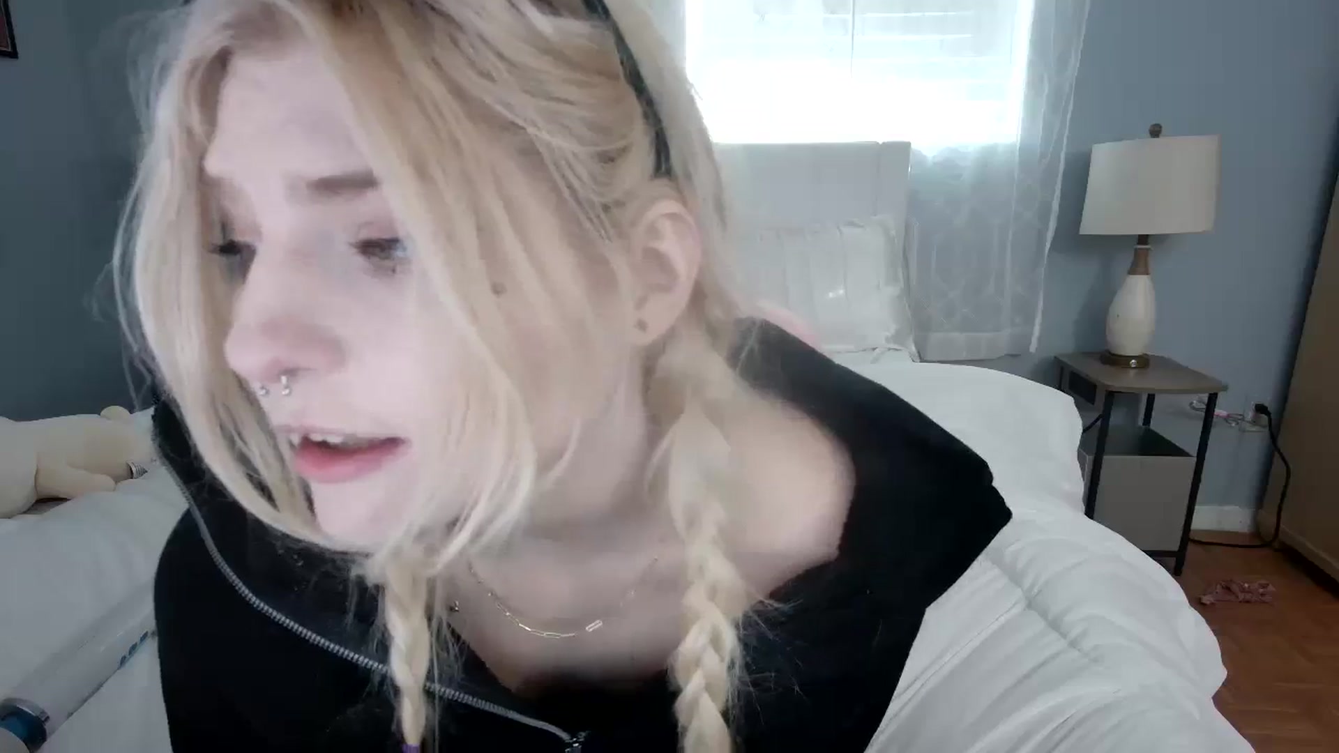 Gallery image thumbnail from DuckChan0's myfreecams stream on, 02/06/2024, 16:58 image 19 of 20