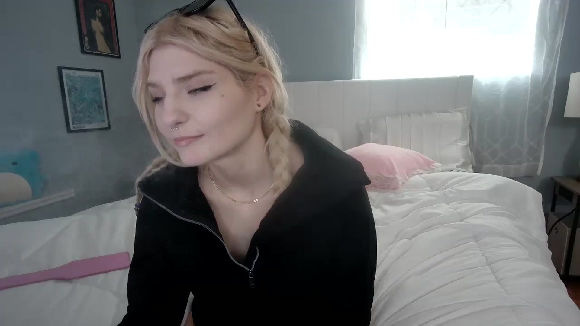 Gallery image thumbnail from DuckChan0's myfreecams stream on, 02/06/2024, 16:58 image 5 of 20