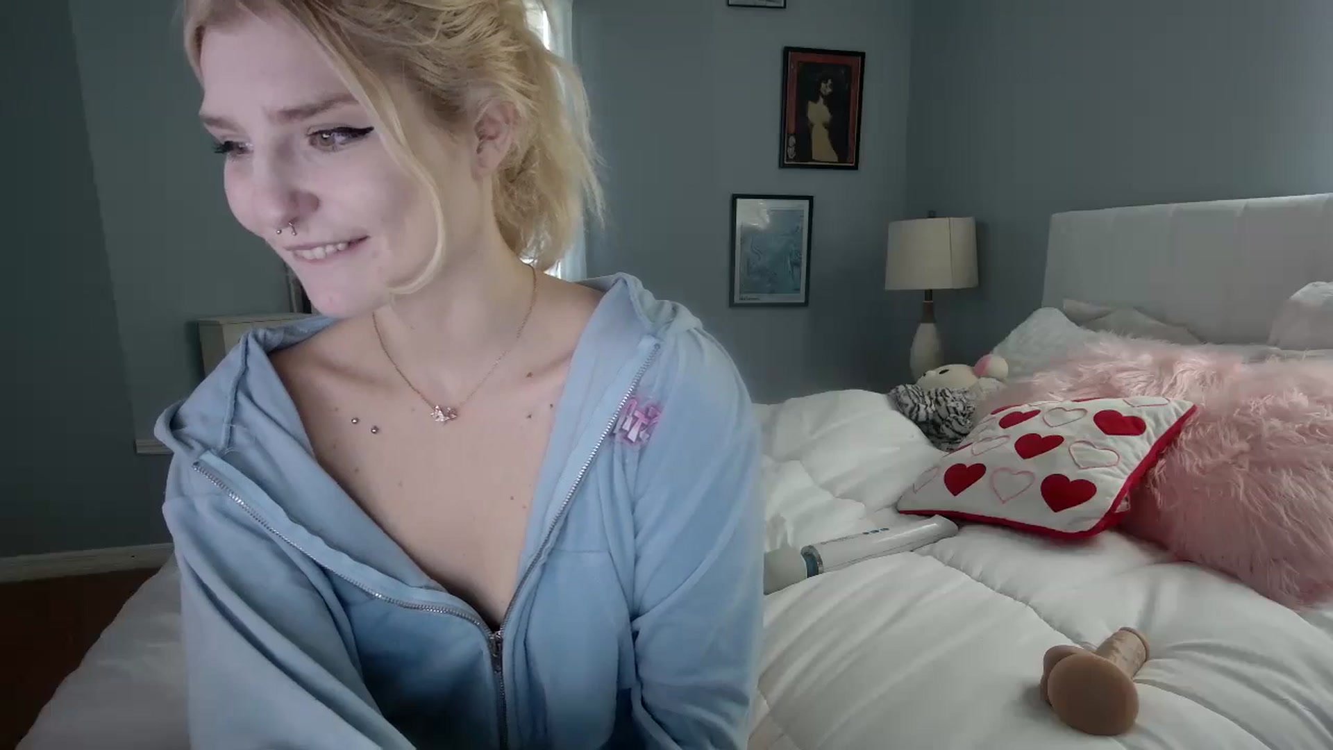 Gallery image thumbnail from DuckChan0's myfreecams stream on, 02/07/2024, 17:36 image 7 of 20
