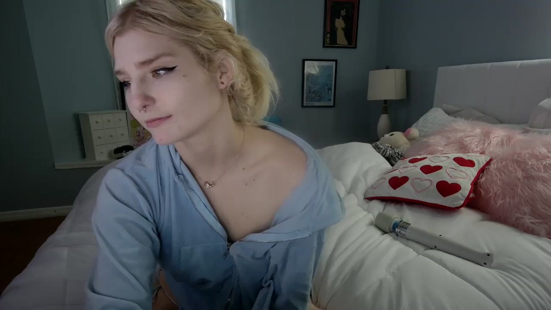 Gallery image thumbnail from DuckChan0's myfreecams stream on, 02/07/2024, 18:00 image 11 of 20