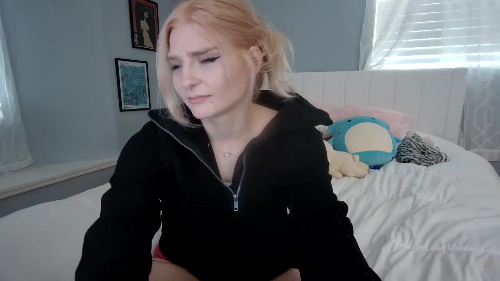 Gallery image thumbnail from DuckChan0's myfreecams stream on, 02/08/2024, 20:00 image 11 of 20