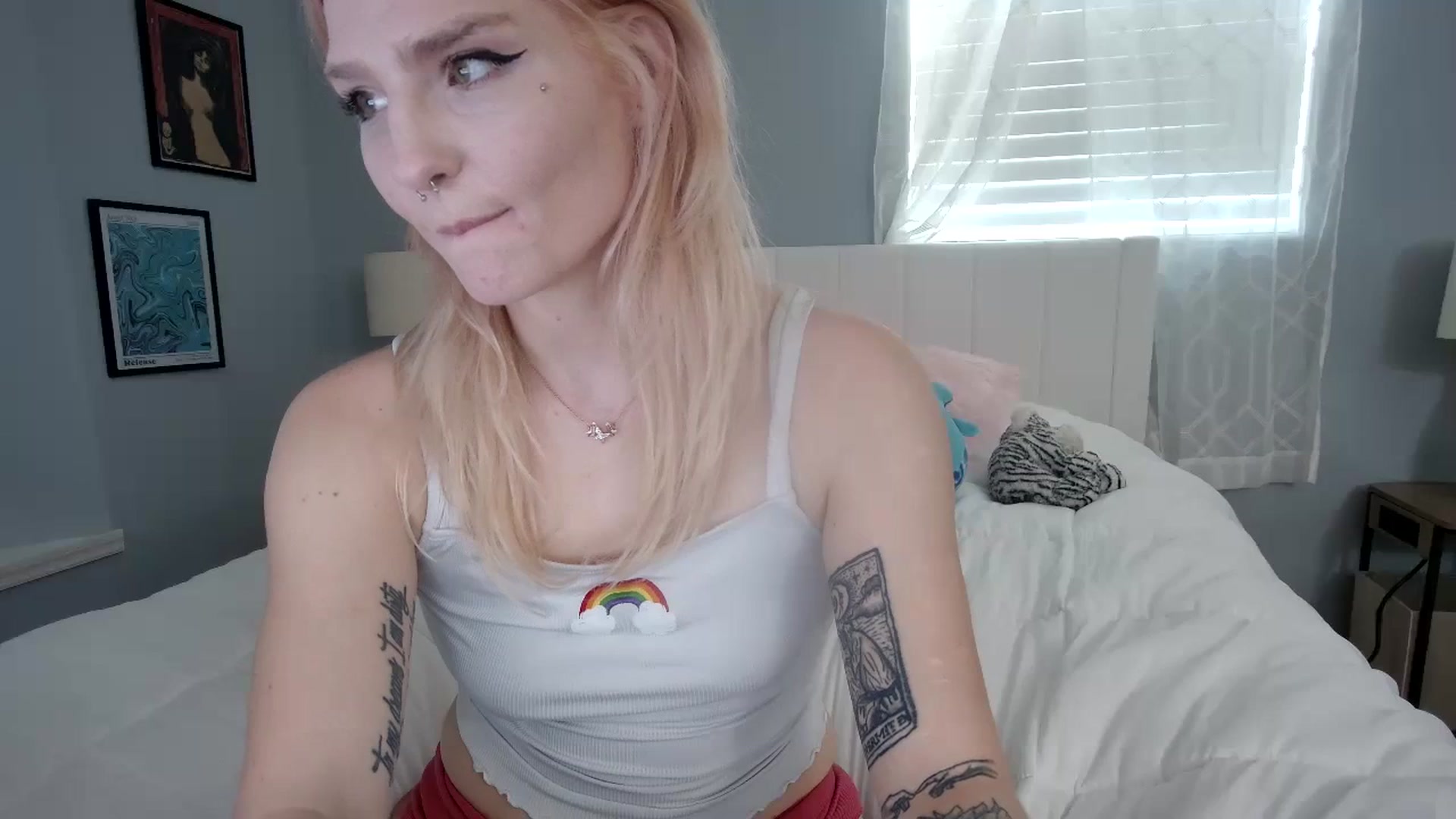 Gallery image thumbnail from DuckChan0's myfreecams stream on, 02/08/2024, 20:00 image 5 of 20