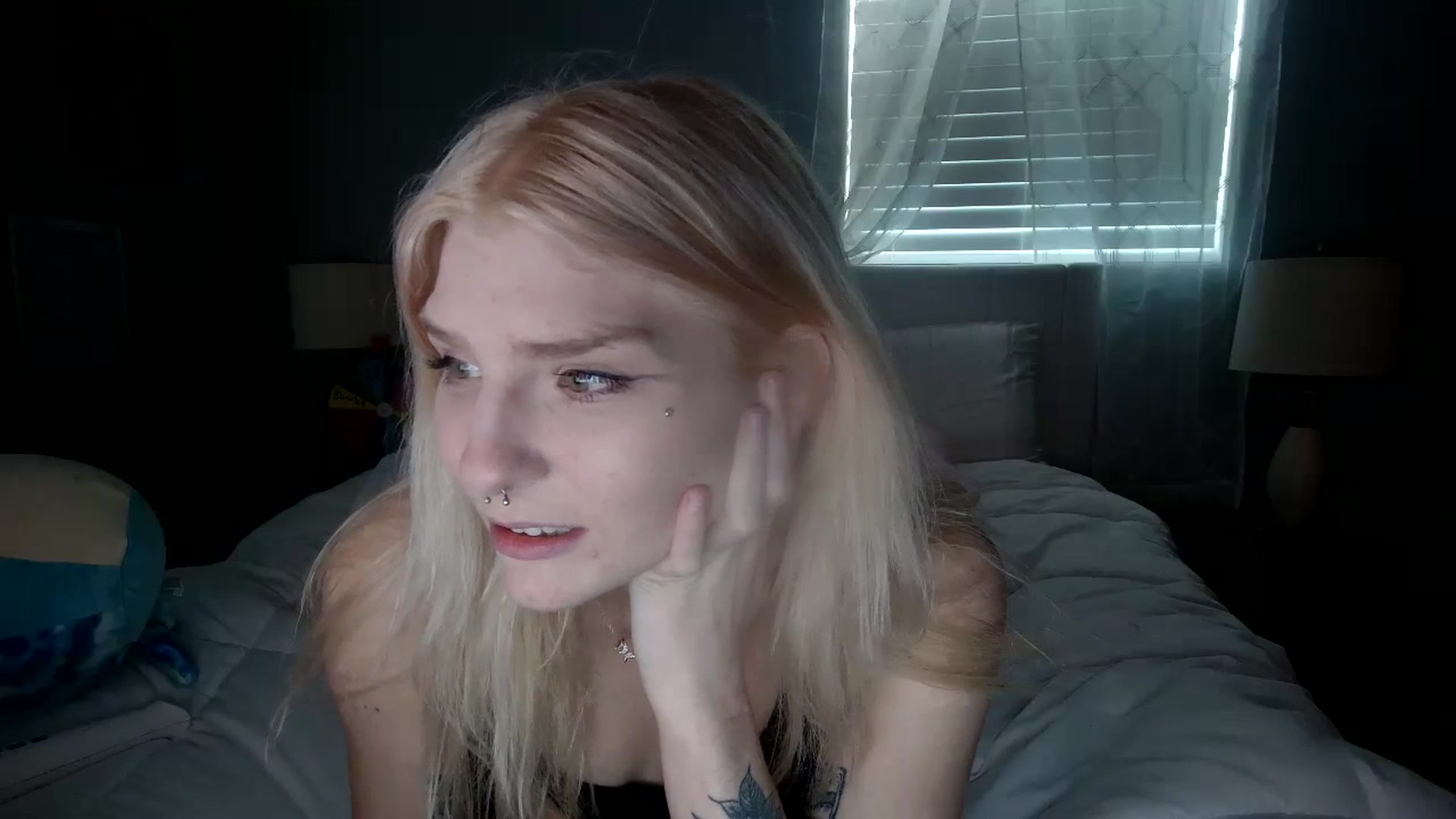 Gallery image thumbnail from DuckChan0's myfreecams stream on, 02/10/2024, 22:27 image 20 of 20