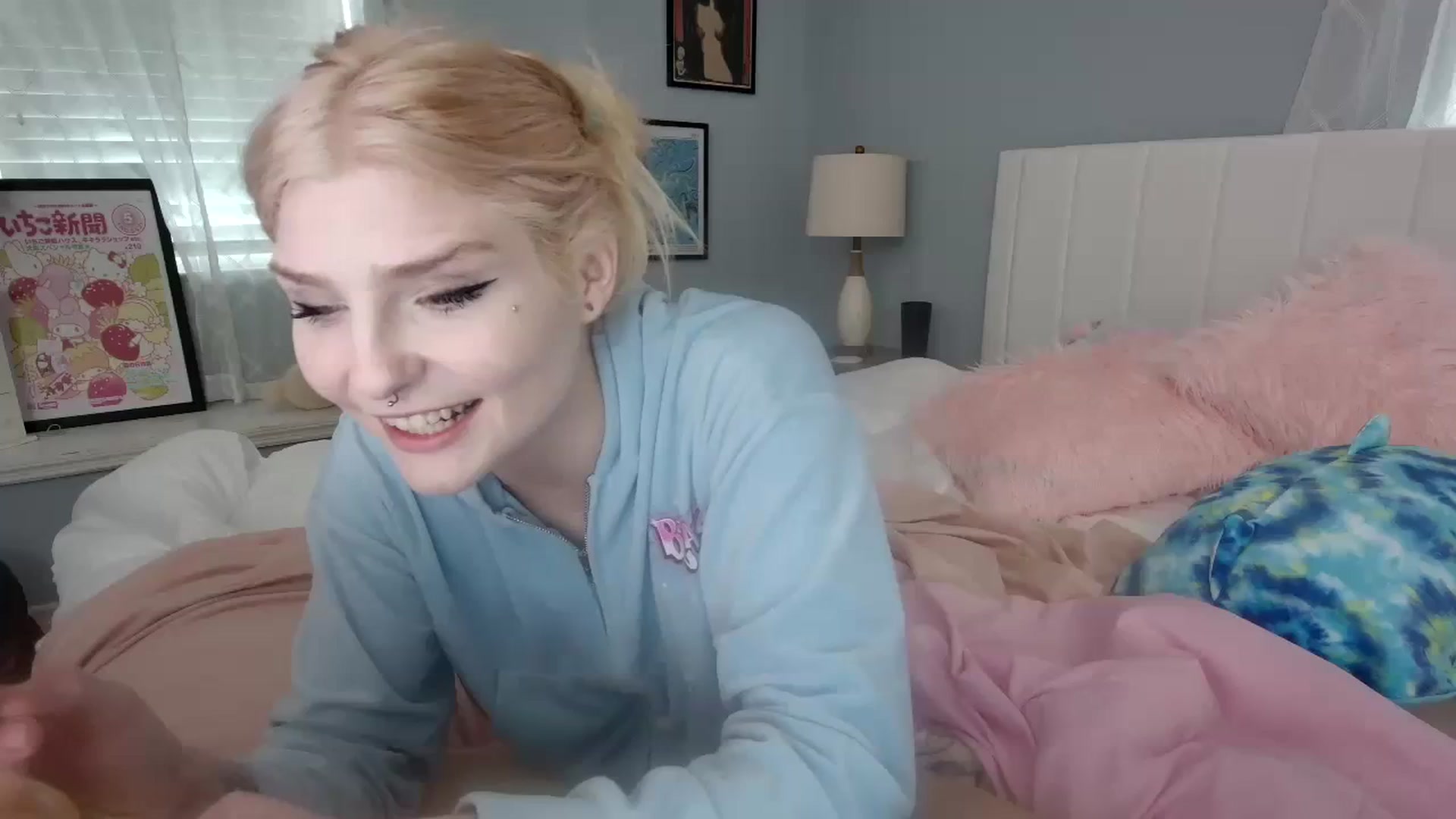 Gallery image thumbnail from DuckChan0's myfreecams stream on, 02/19/2024, 19:58 image 1 of 20