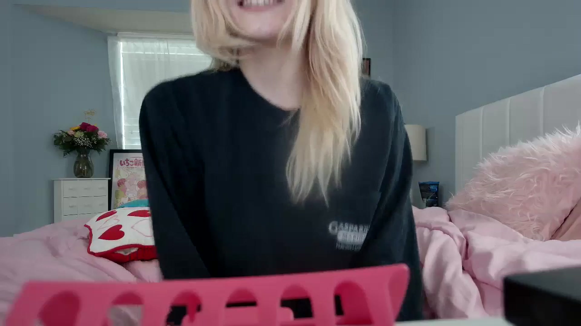 Gallery image thumbnail from DuckChan0's myfreecams stream on, 02/21/2024, 17:55 image 6 of 20