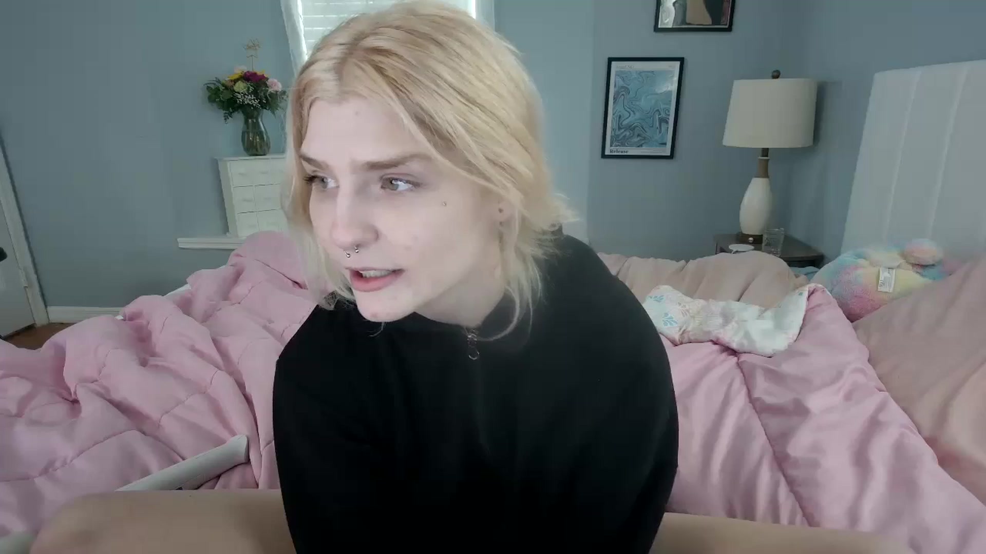 Gallery image thumbnail from DuckChan0's myfreecams stream on, 02/23/2024, 17:13 image 17 of 20