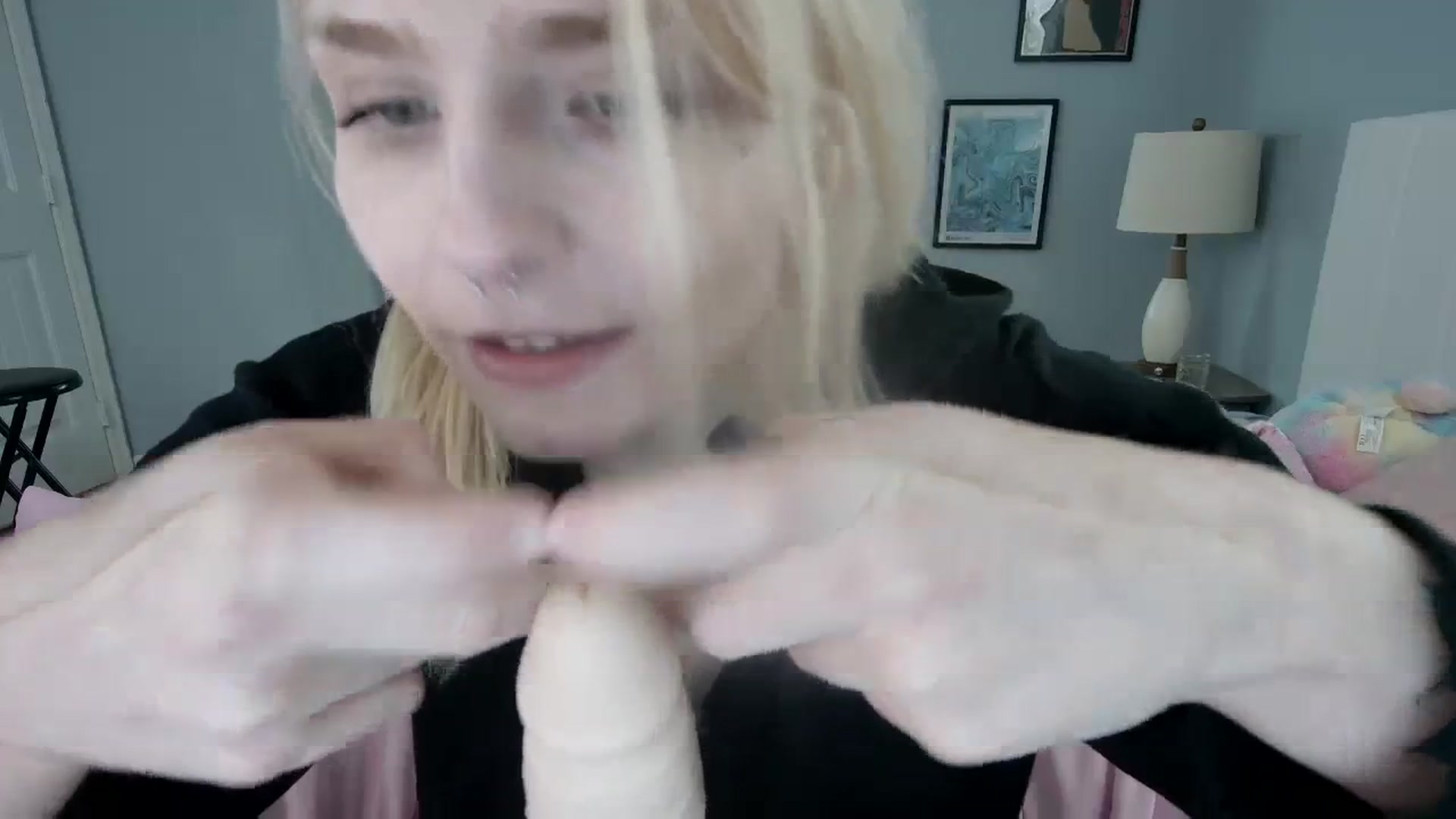 Gallery image thumbnail from DuckChan0's myfreecams stream on, 02/23/2024, 17:13 image 8 of 20