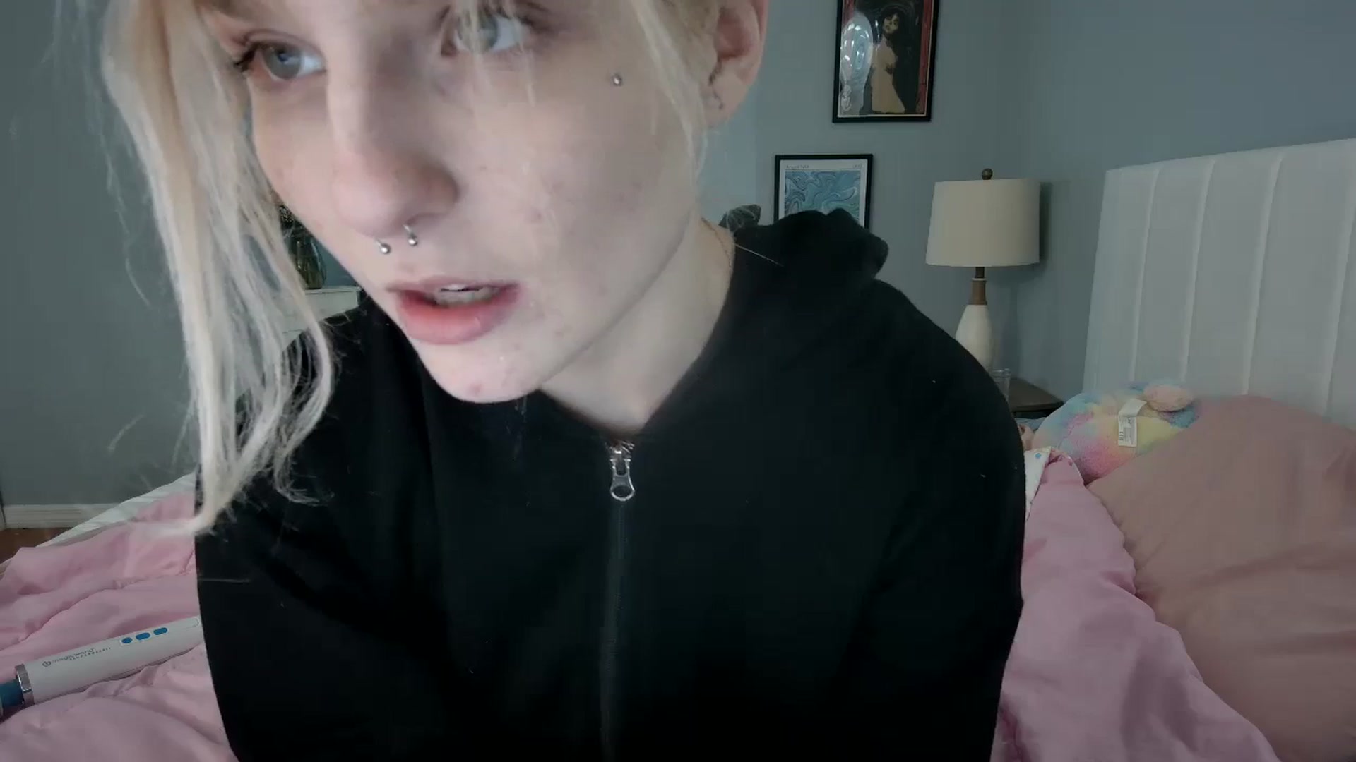 Gallery image thumbnail from DuckChan0's myfreecams stream on, 02/23/2024, 17:56 image 7 of 20
