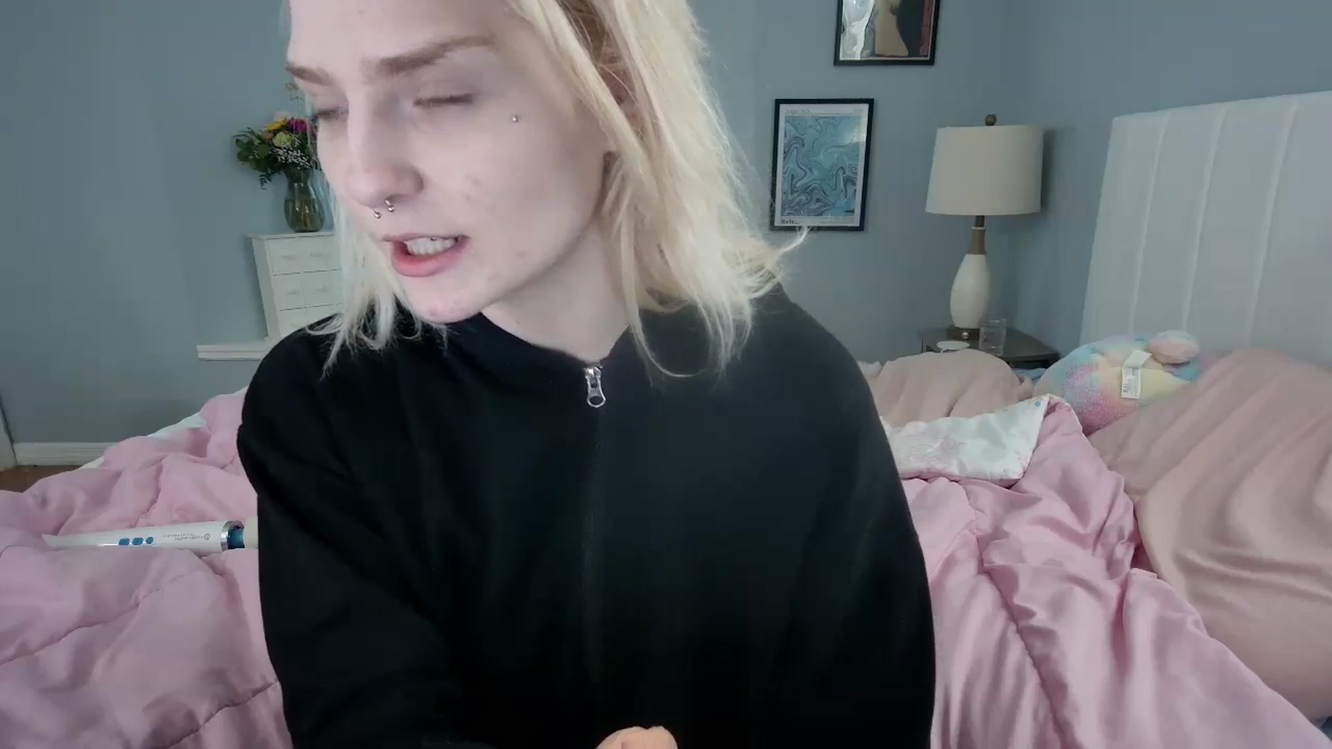 Gallery image thumbnail from DuckChan0's myfreecams stream on, 02/23/2024, 17:56 image 2 of 20