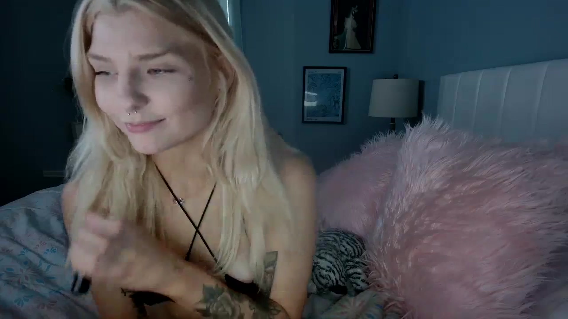 Gallery image thumbnail from DuckChan0's myfreecams stream on, 02/24/2024, 23:06 image 13 of 20