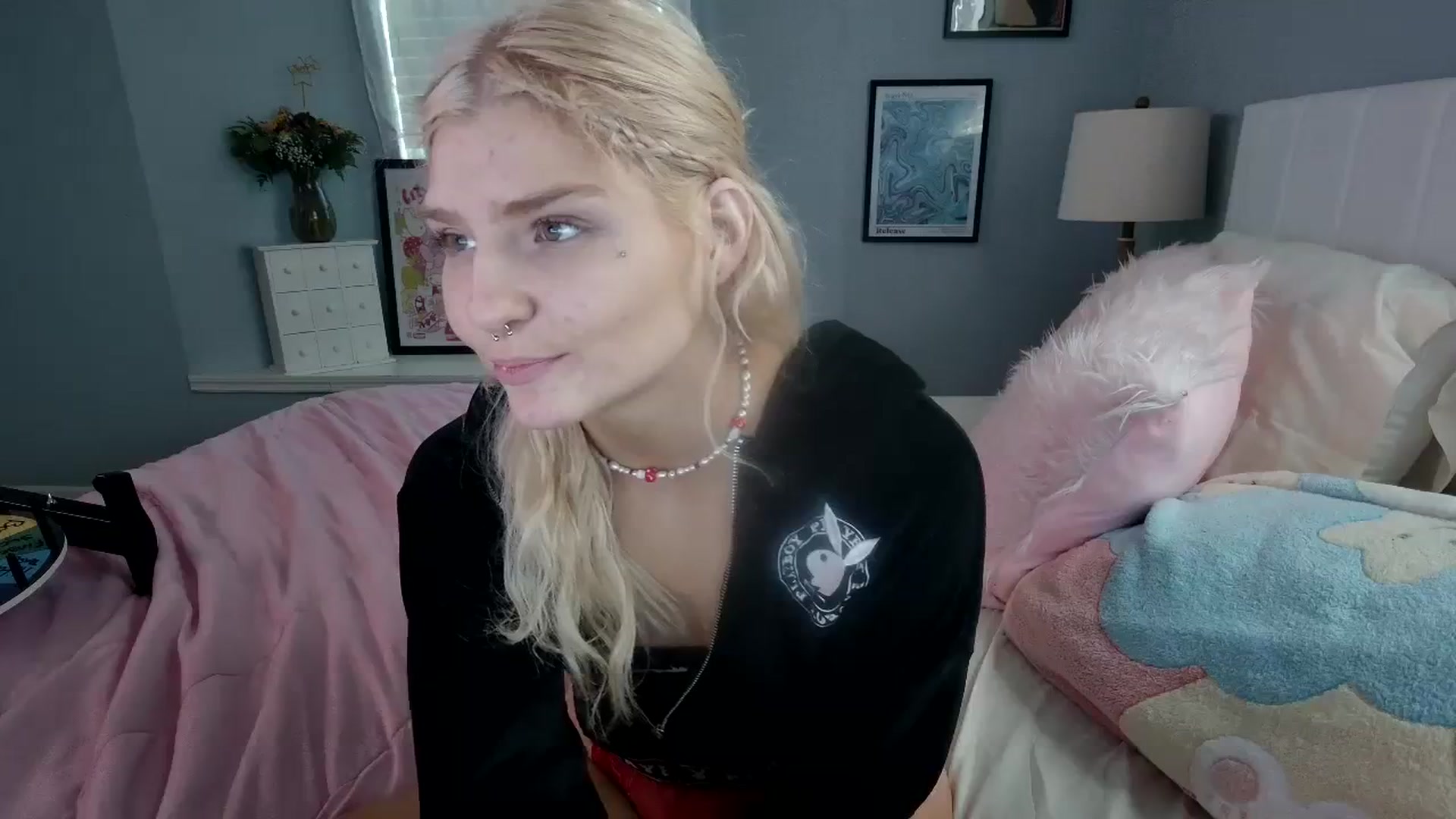 Gallery image thumbnail from DuckChan0's myfreecams stream on, 02/28/2024, 17:09 image 11 of 20