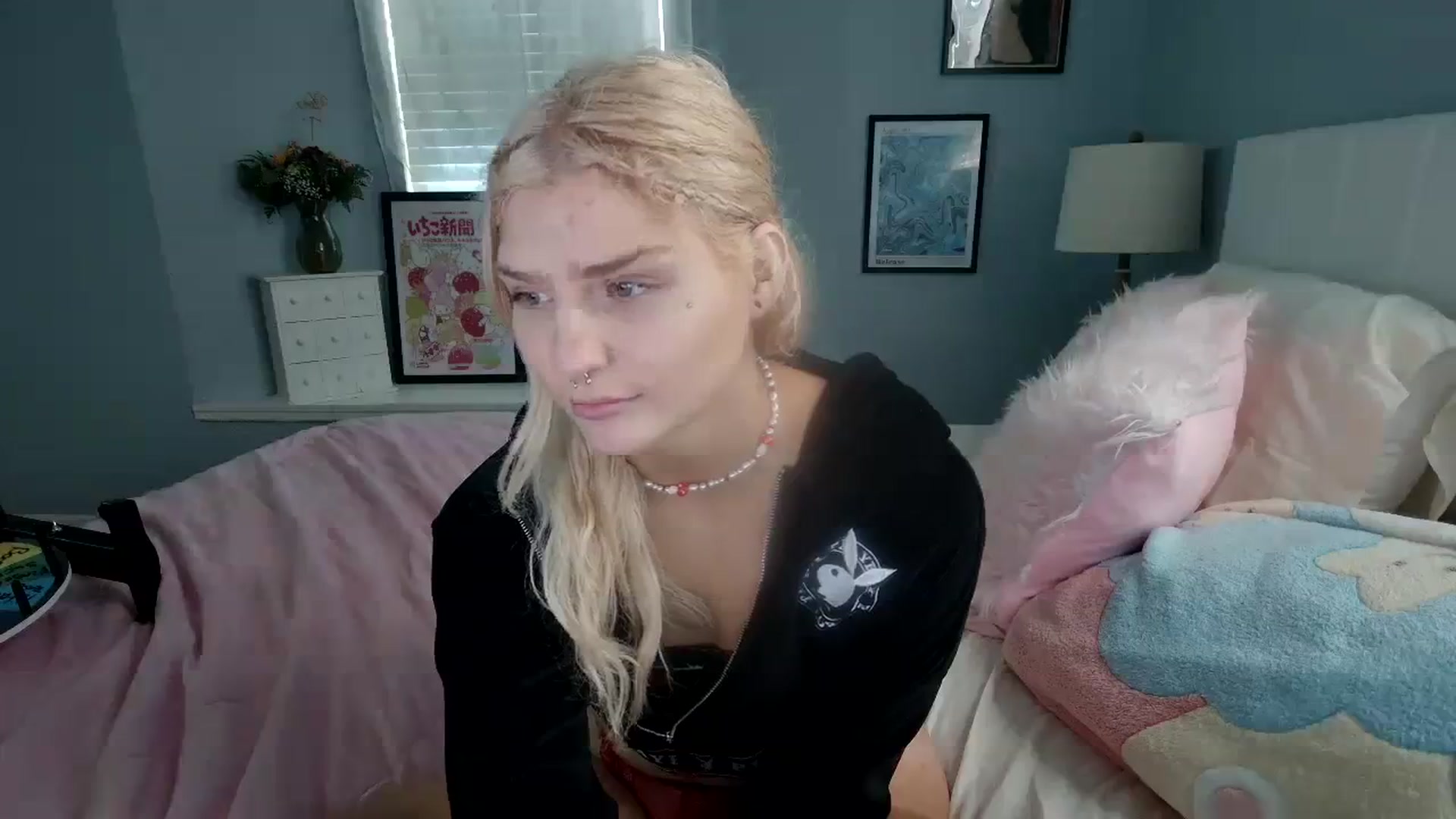 Gallery image thumbnail from DuckChan0's myfreecams stream on, 02/28/2024, 17:09 image 7 of 20