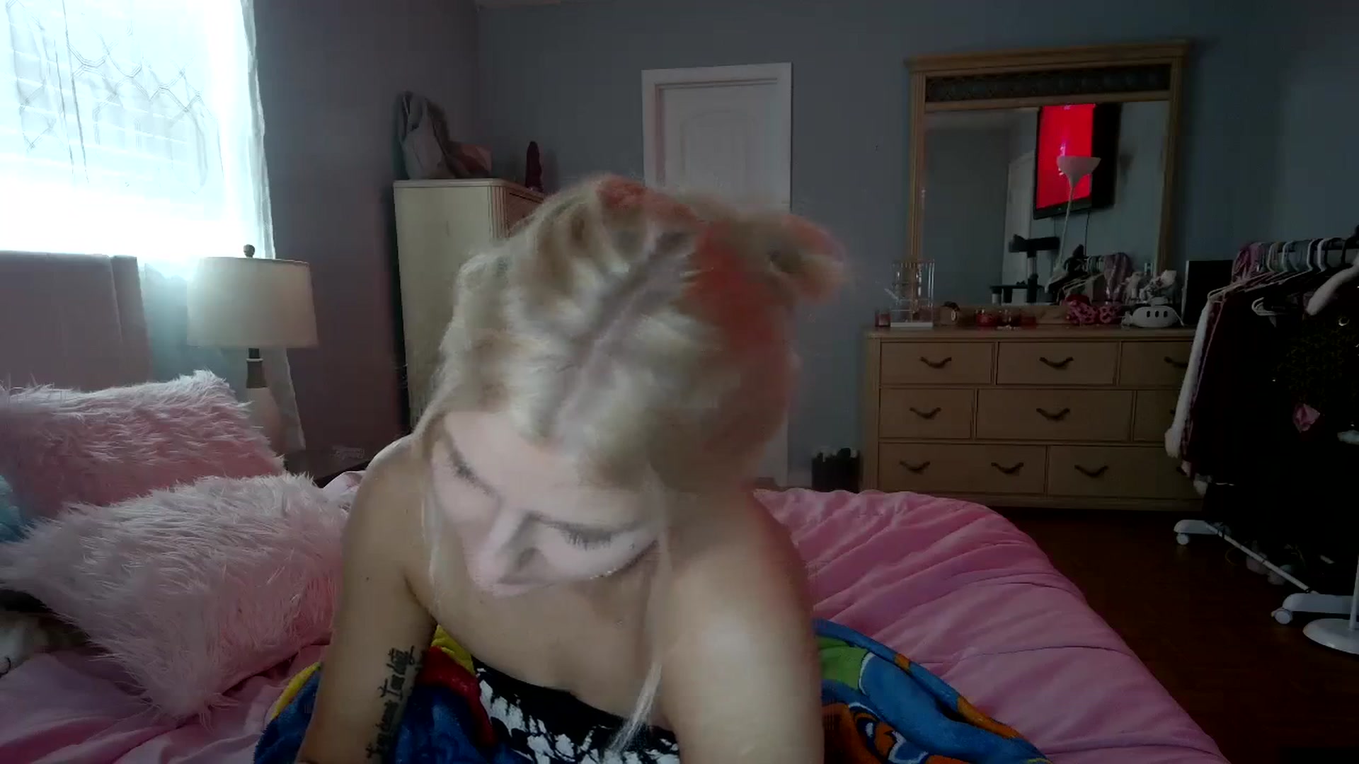 Gallery image thumbnail from DuckChan0's myfreecams stream on, 02/29/2024, 15:57 image 13 of 20