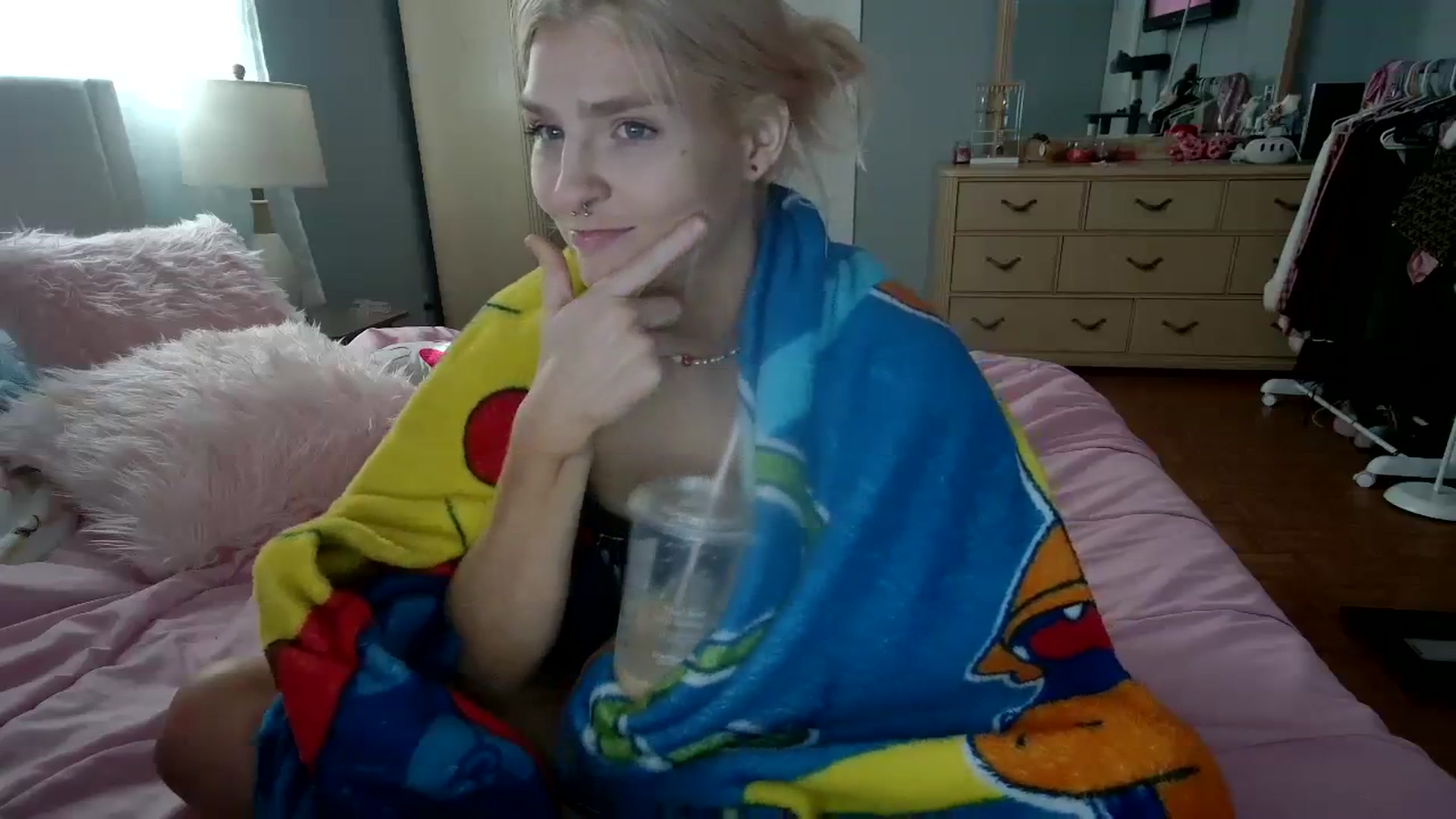 Gallery image thumbnail from DuckChan0's myfreecams stream on, 02/29/2024, 15:57 image 19 of 20