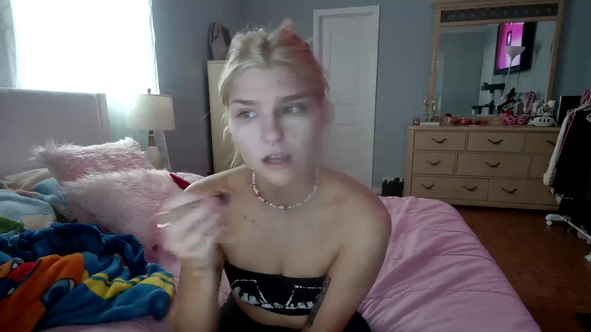 Gallery image thumbnail from DuckChan0's myfreecams stream on, 02/29/2024, 15:57 image 3 of 20