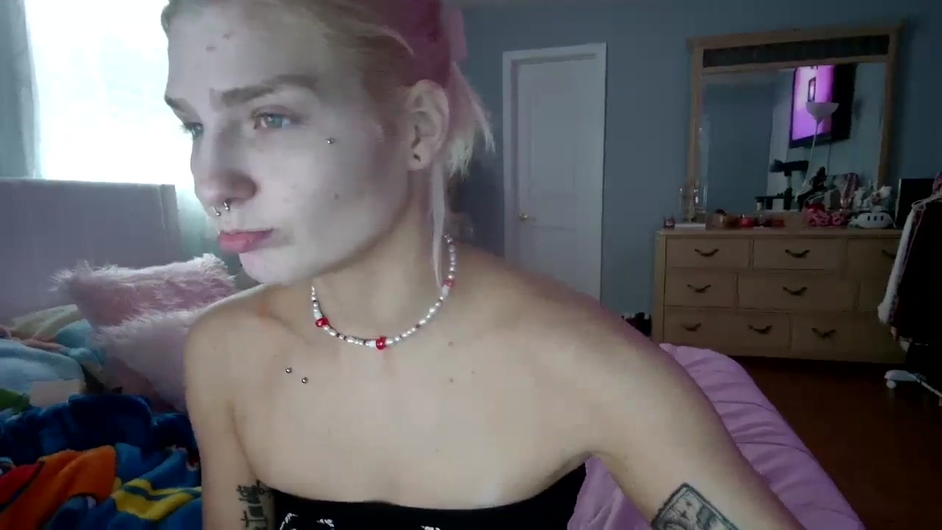 Gallery image thumbnail from DuckChan0's myfreecams stream on, 02/29/2024, 15:57 image 2 of 20