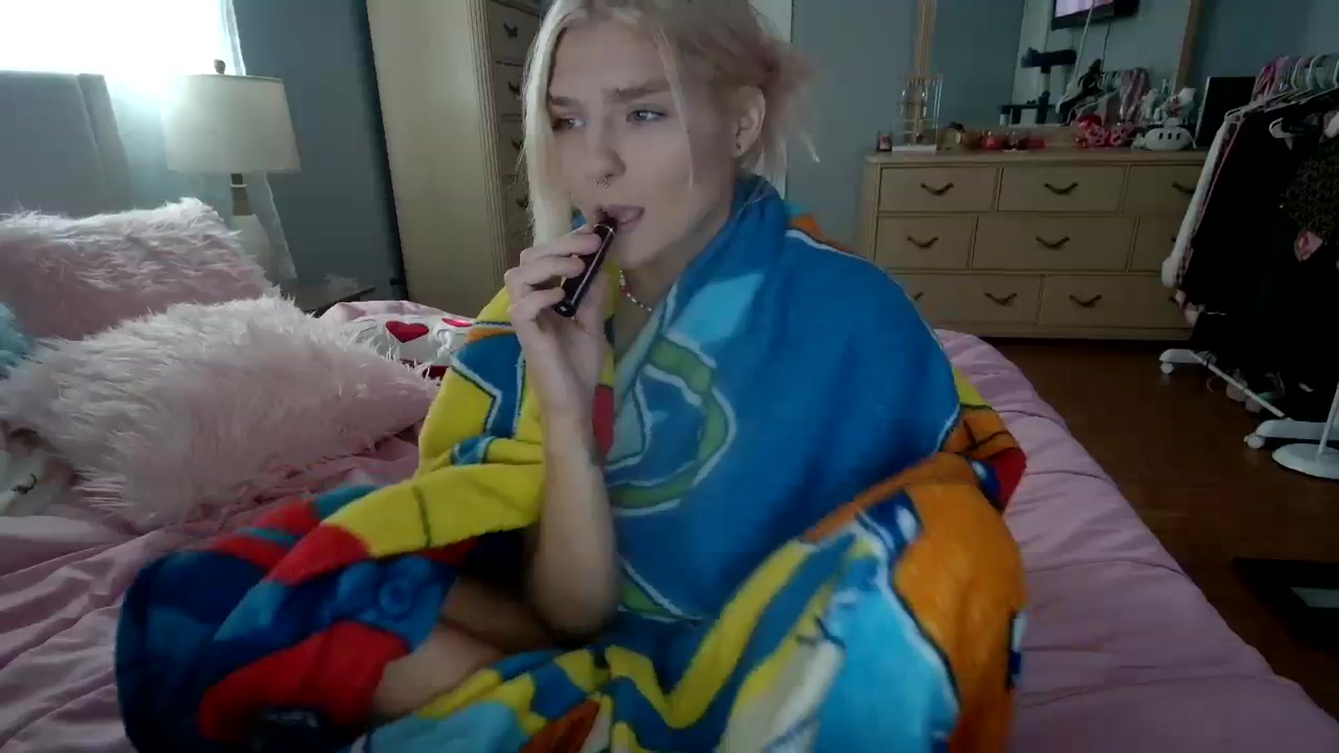 Gallery image thumbnail from DuckChan0's myfreecams stream on, 02/29/2024, 15:57 image 17 of 20