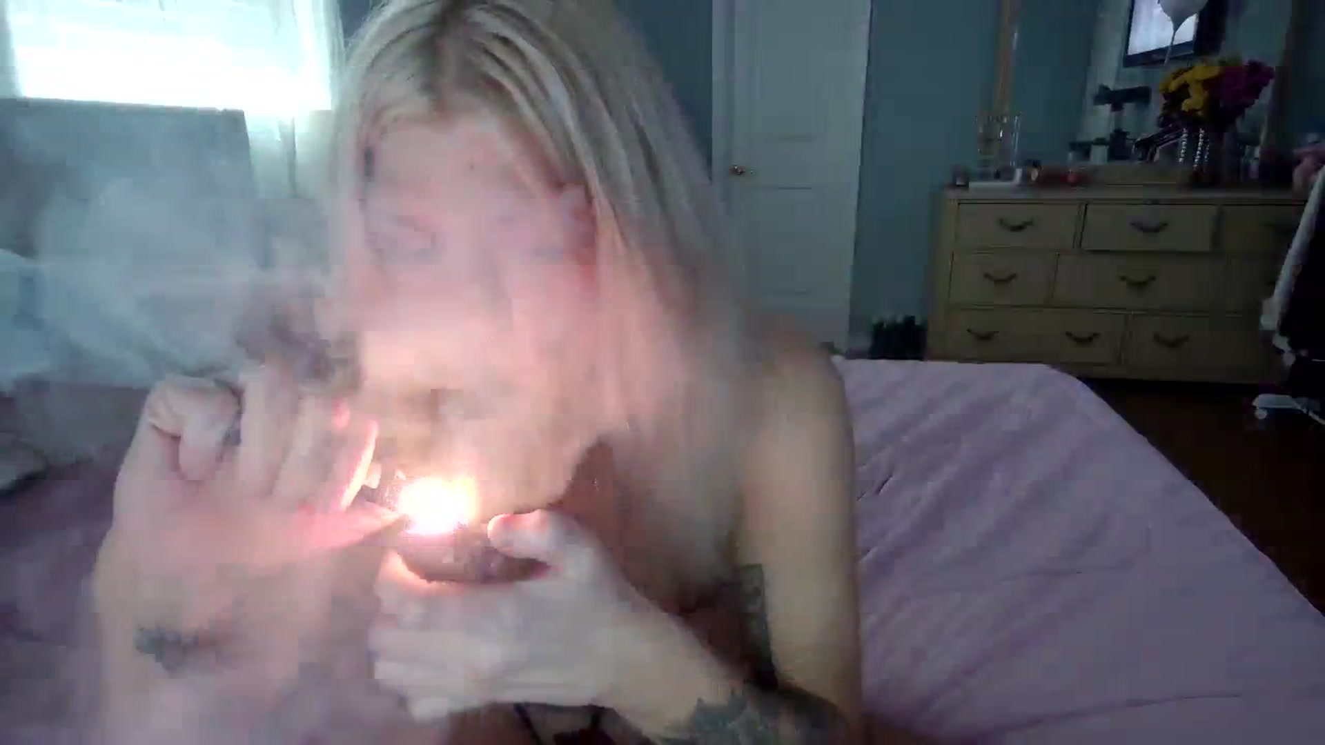 Gallery image thumbnail from DuckChan0's myfreecams stream on, 03/05/2024, 16:56 image 6 of 20