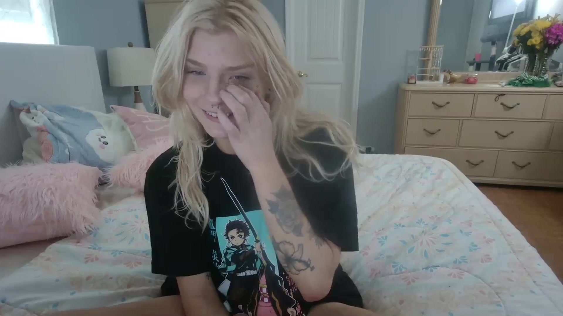 Gallery image thumbnail from DuckChan0's myfreecams stream on, 03/07/2024, 17:41 image 2 of 20