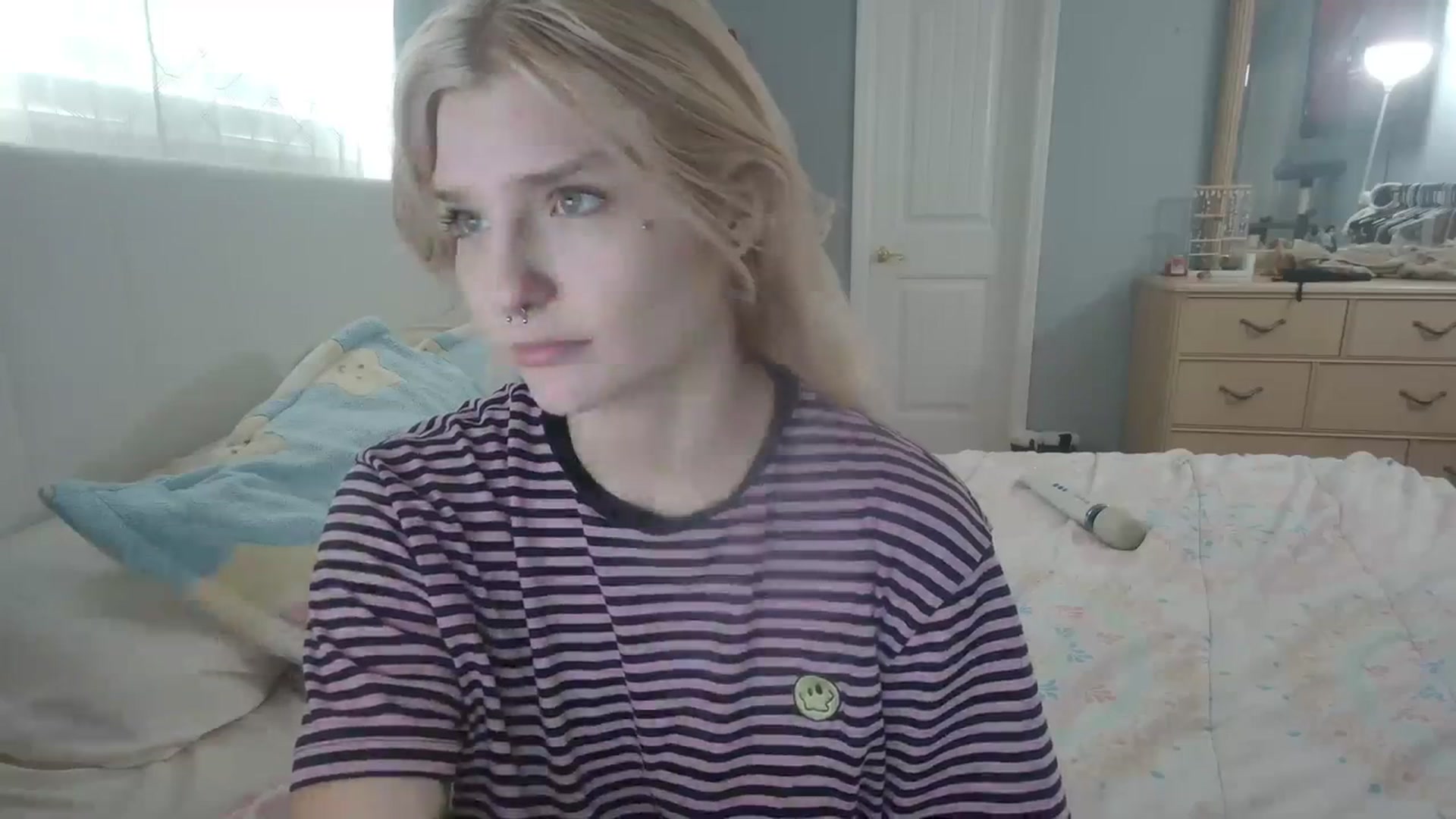 Gallery image thumbnail from DuckChan0's myfreecams stream on, 03/14/2024, 15:37 image 8 of 20