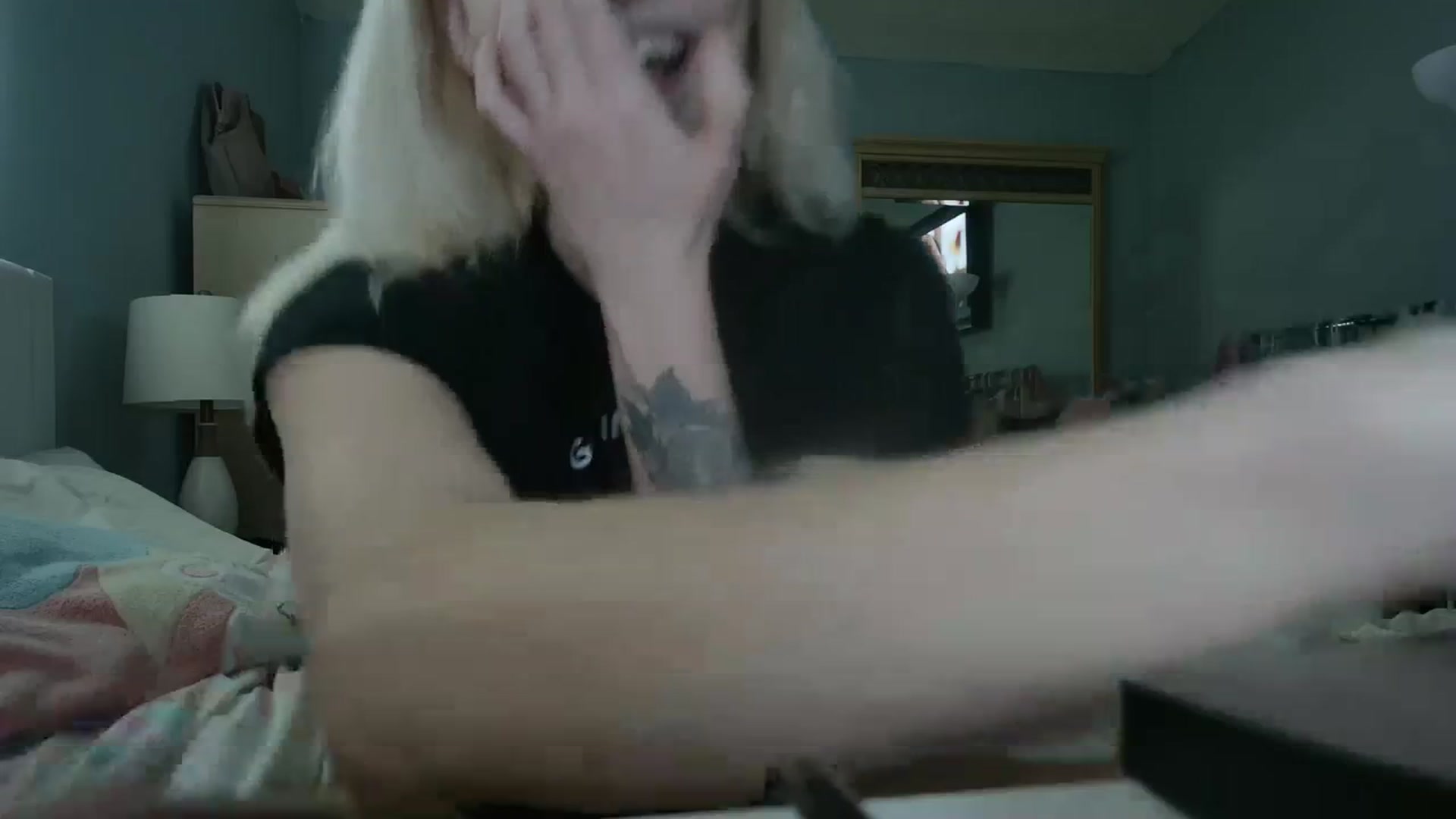 Gallery image thumbnail from DuckChan0's myfreecams stream on, 03/15/2024, 16:07 image 20 of 20