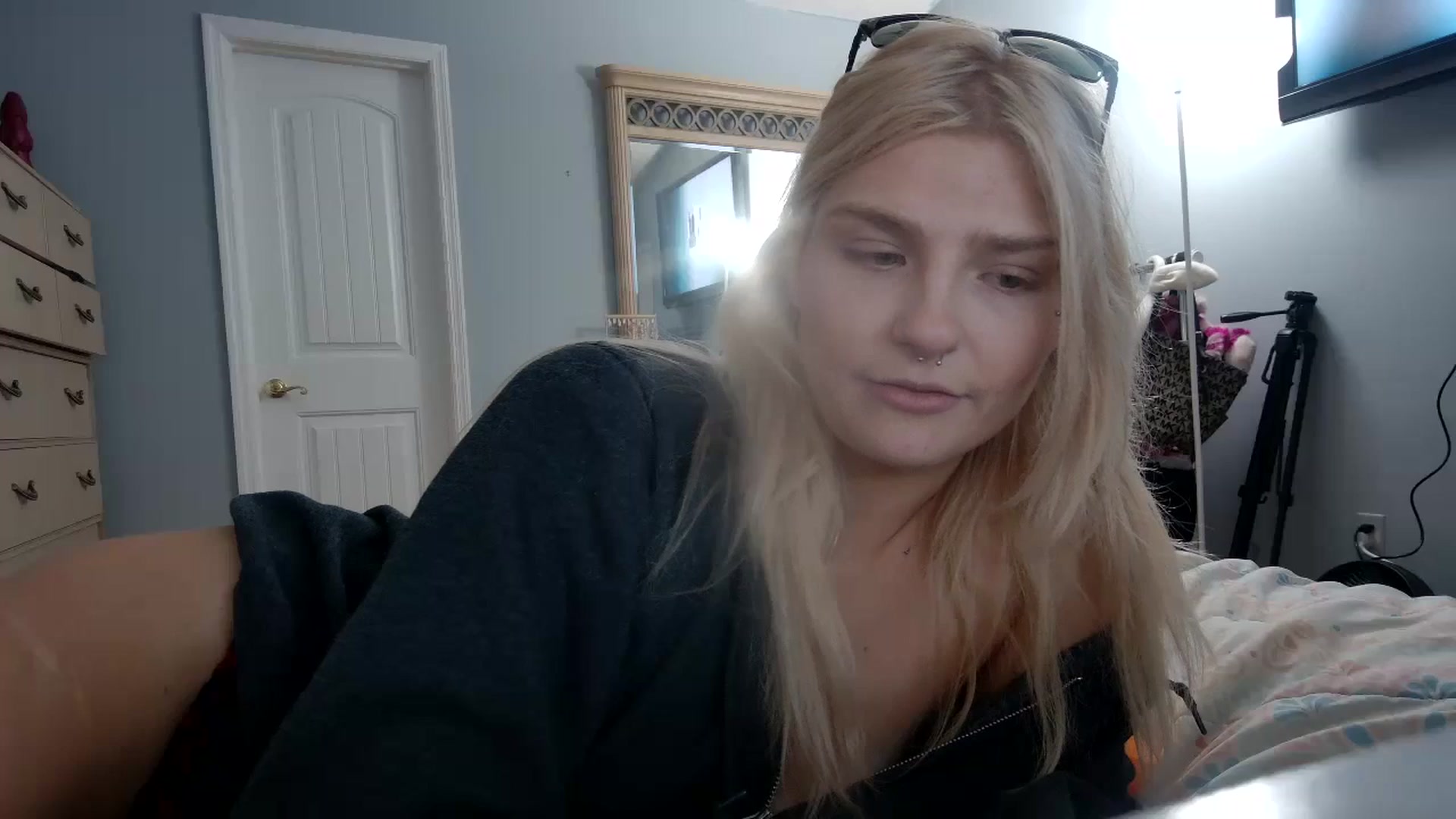 Gallery image thumbnail from DuckChan0's myfreecams stream on, 03/22/2024, 14:23 image 1 of 20