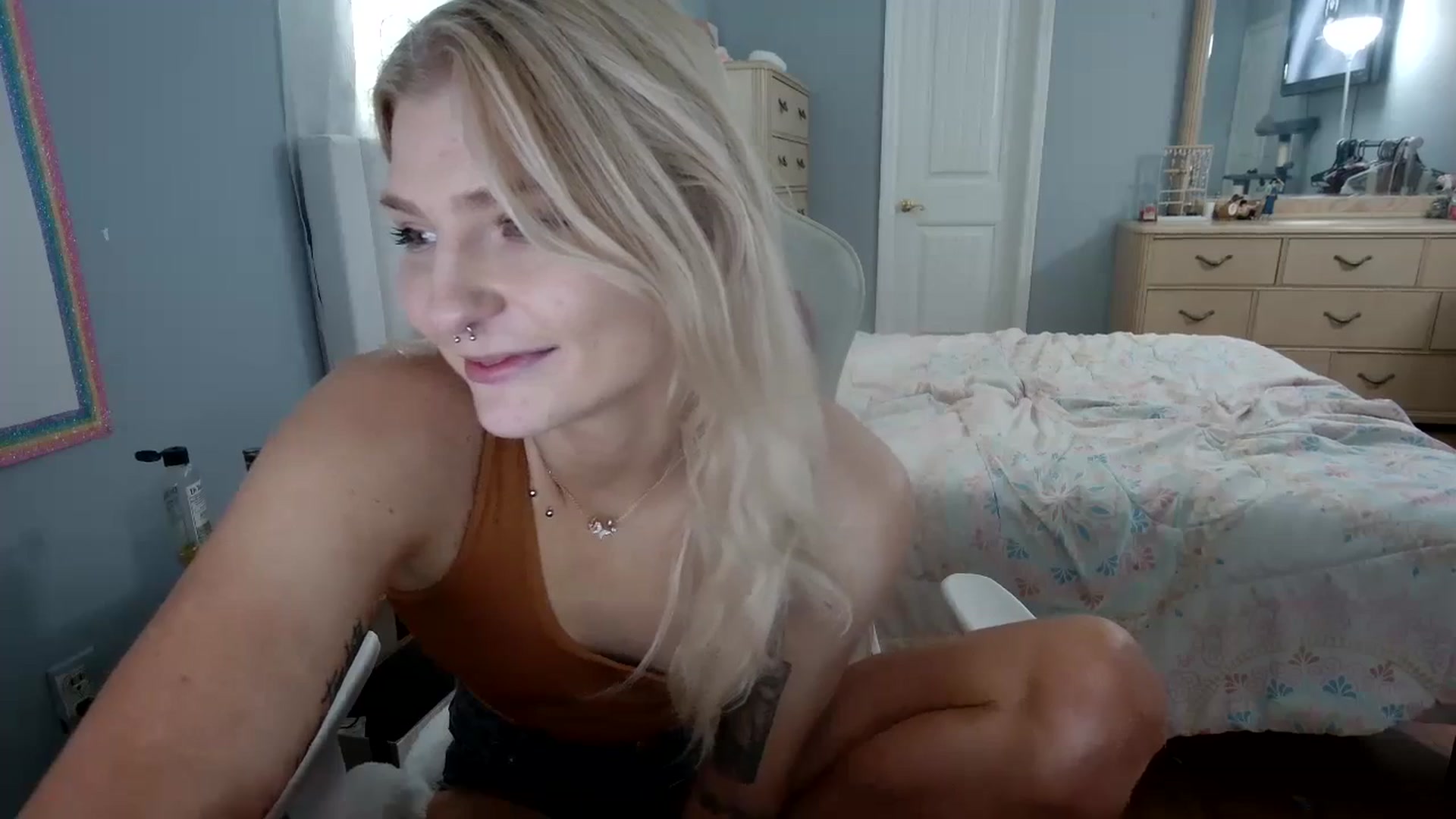 Gallery image thumbnail from DuckChan0's myfreecams stream on, 04/02/2024, 14:53 image 19 of 20