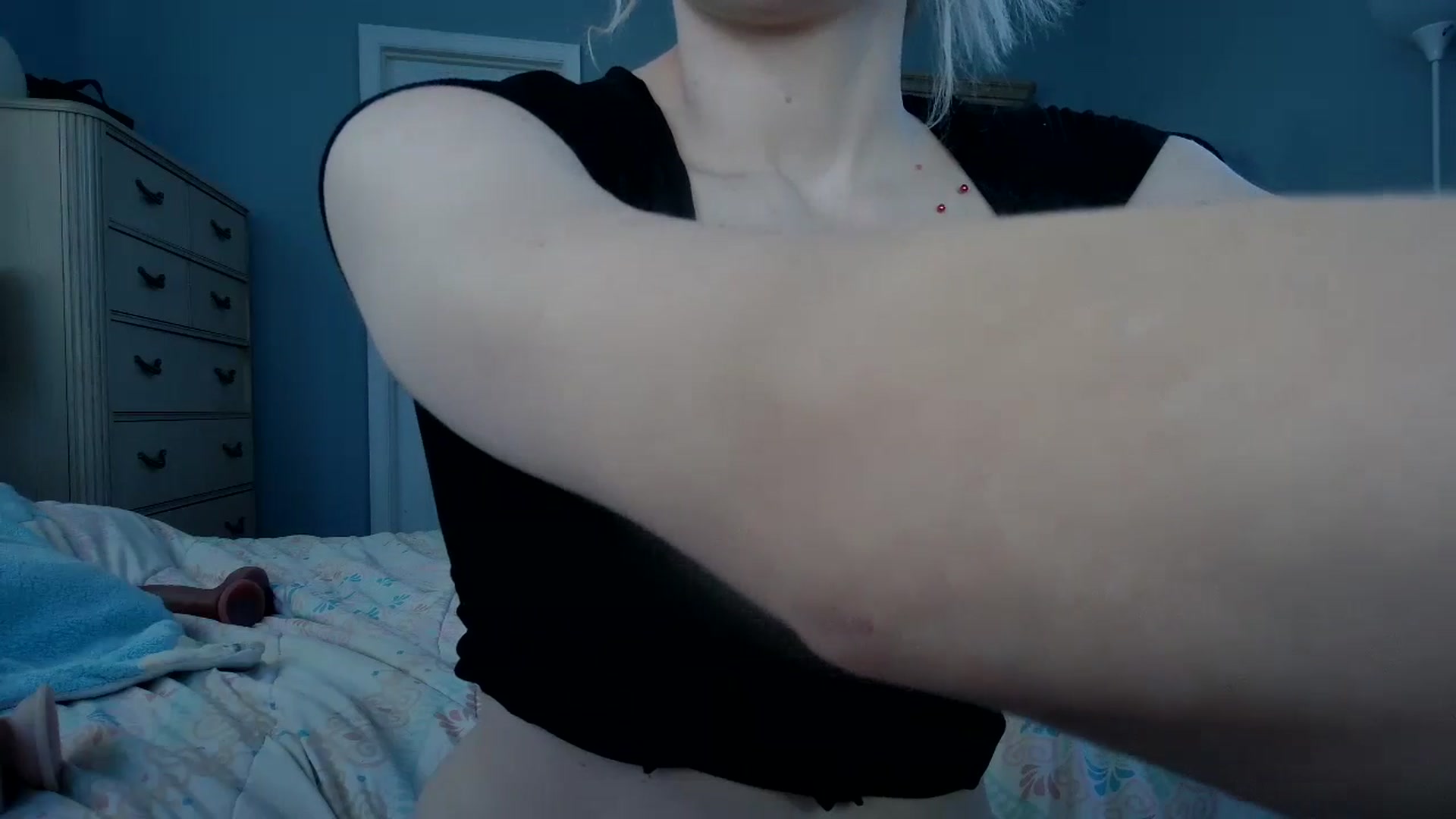 Gallery image thumbnail from DuckChan0's myfreecams stream on, 04/29/2024, 15:58 image 19 of 20