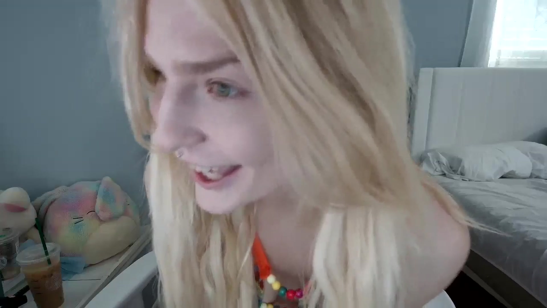 Gallery image thumbnail from DuckChan0's myfreecams stream on, 05/02/2024, 14:10 image 10 of 20